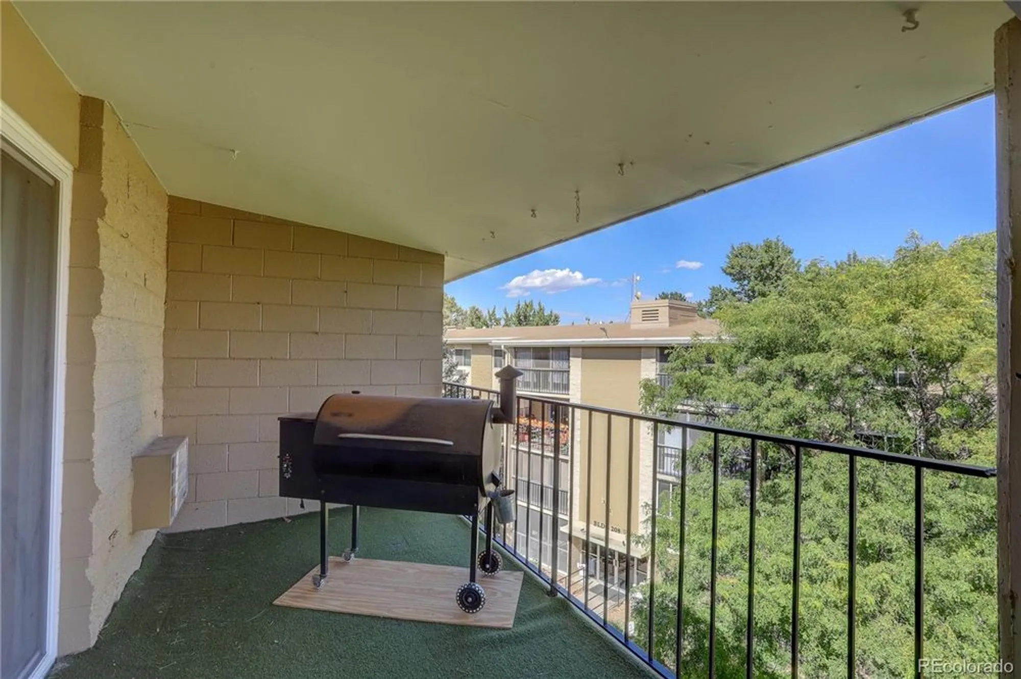 Property Slideshow image 13 of 28 | 3124 s wheeling way 404, Aurora, CO, 80014