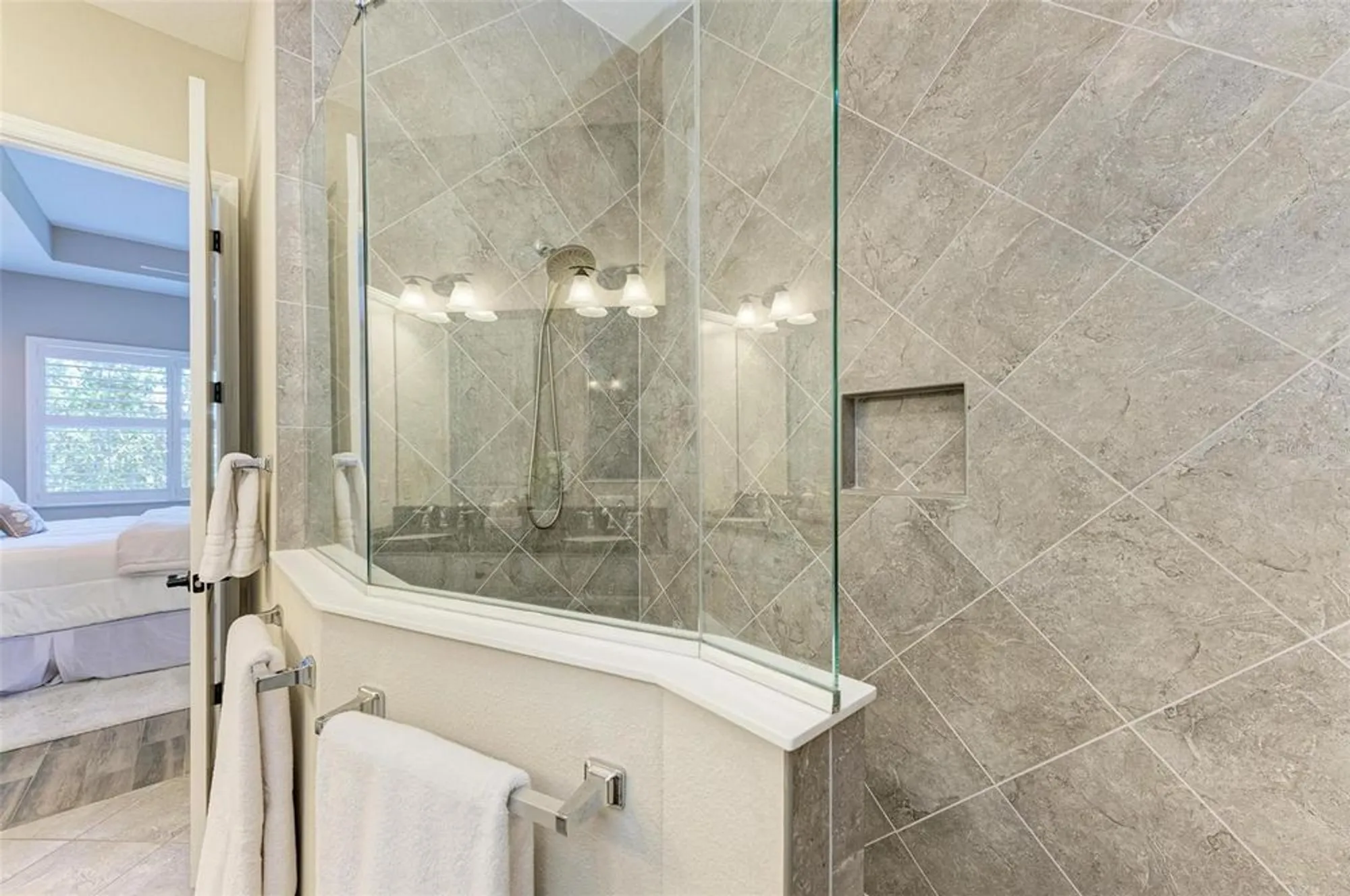 Property Slideshow image 32 of 97 | 367 compass point dr 201, Bradenton, FL, 34209