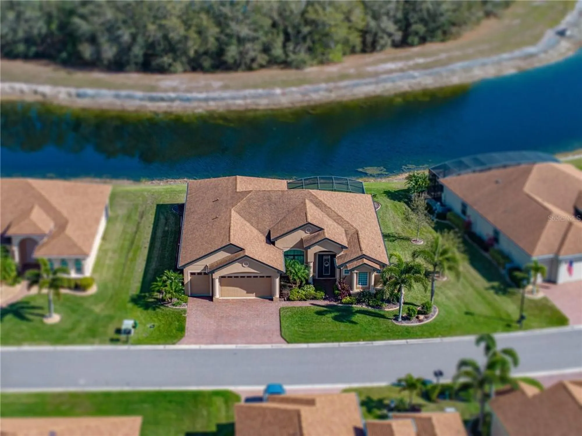 Property Slideshow image 68 of 95 | 1336 oakmont dr, Winter Haven, FL, 33884