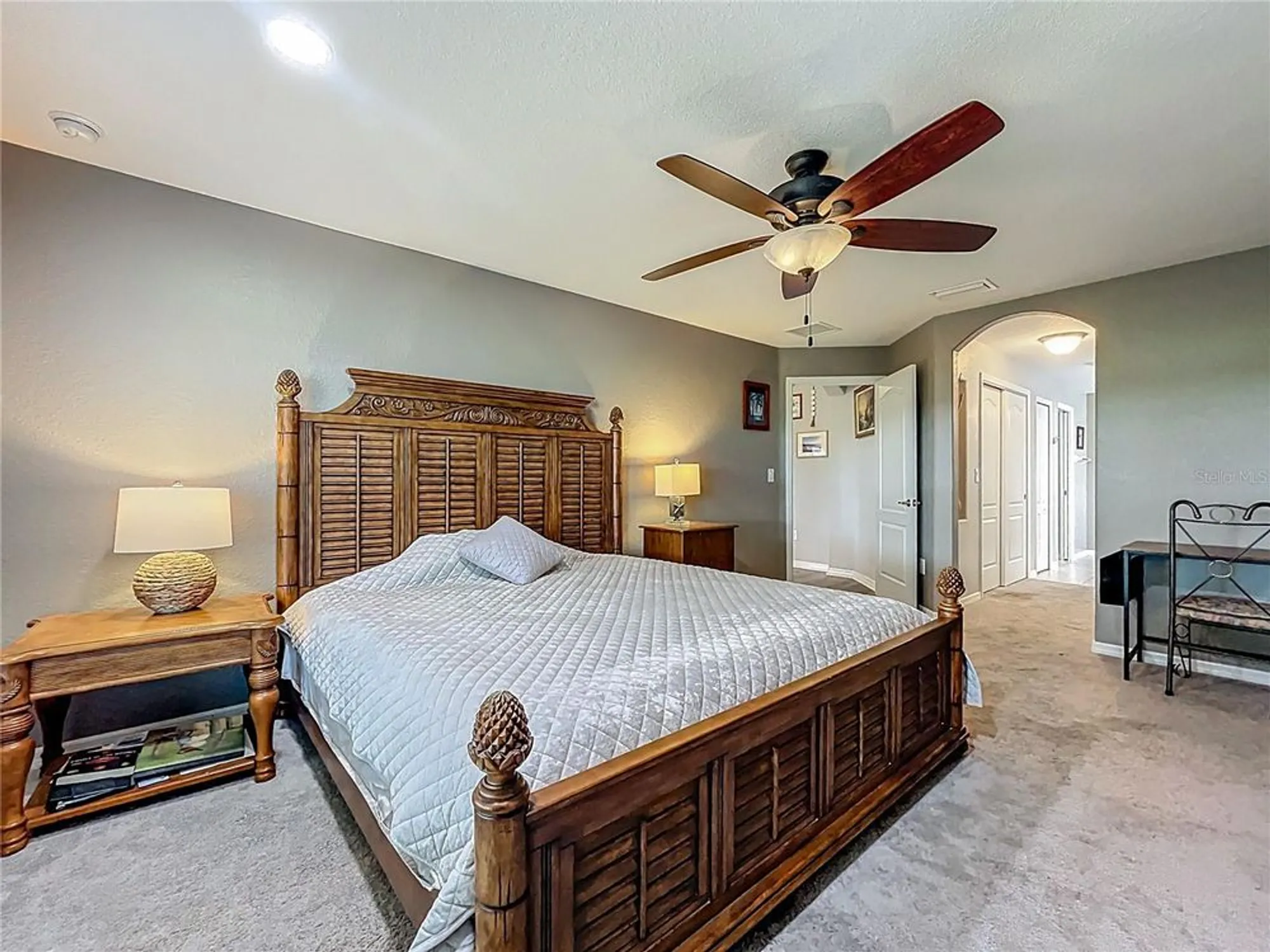 Property Slideshow image 17 of 49 | 27327 roanoke dr, Leesburg, FL, 34748