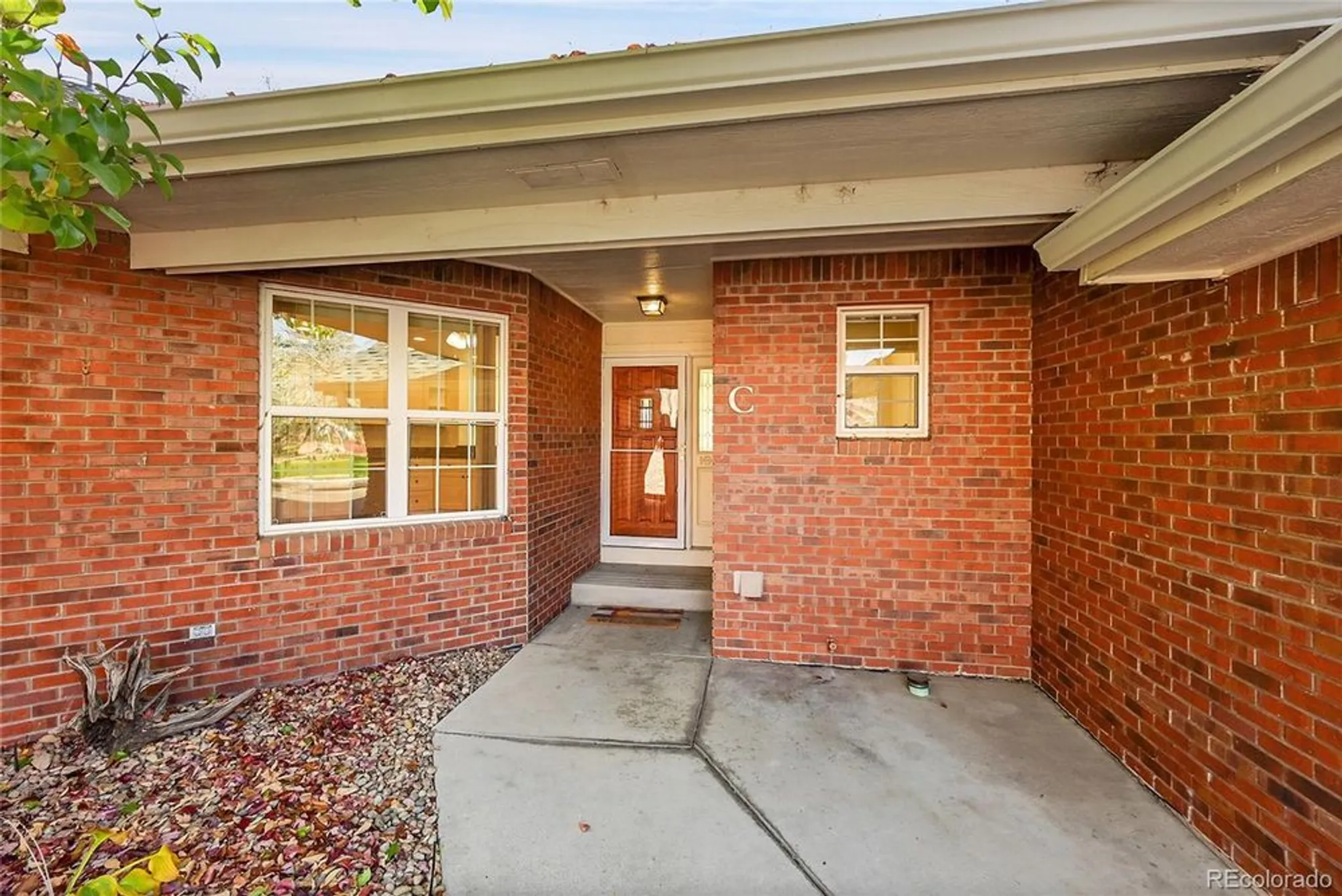 Property Slideshow image 4 of 36 | 2730 w riverwalk cir c, Littleton, CO, 80123