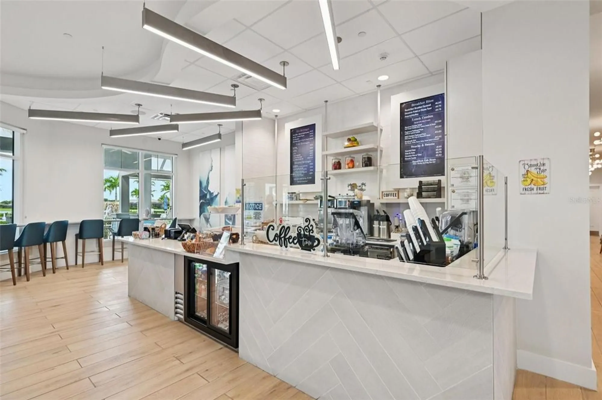 Property Slideshow image 32 of 40 | 25509 royal tern ln, Englewood, FL, 34223