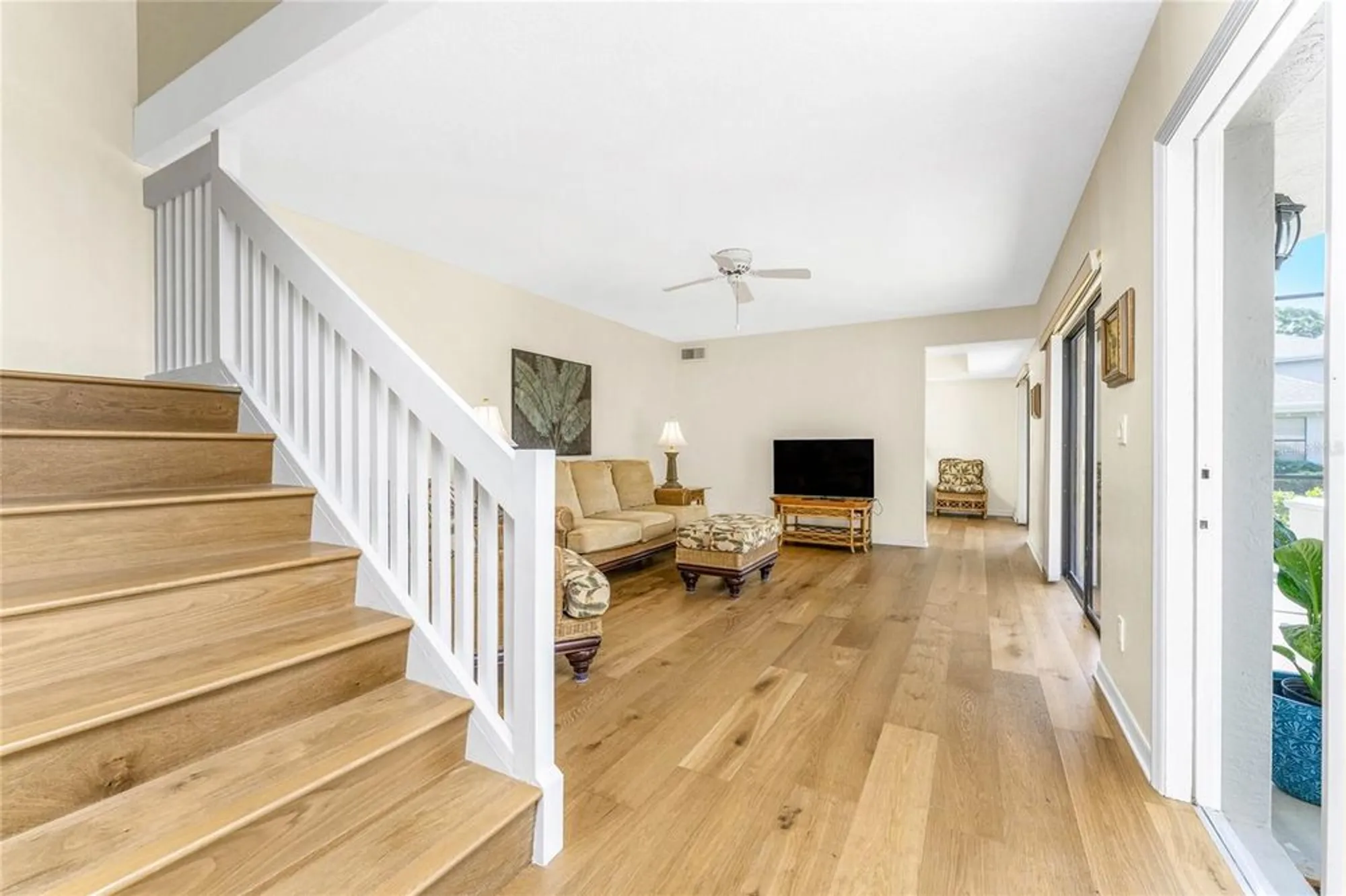 Property Slideshow image 13 of 42 | 3021 matecumbe key rd apt 4, Punta Gorda, FL, 33955