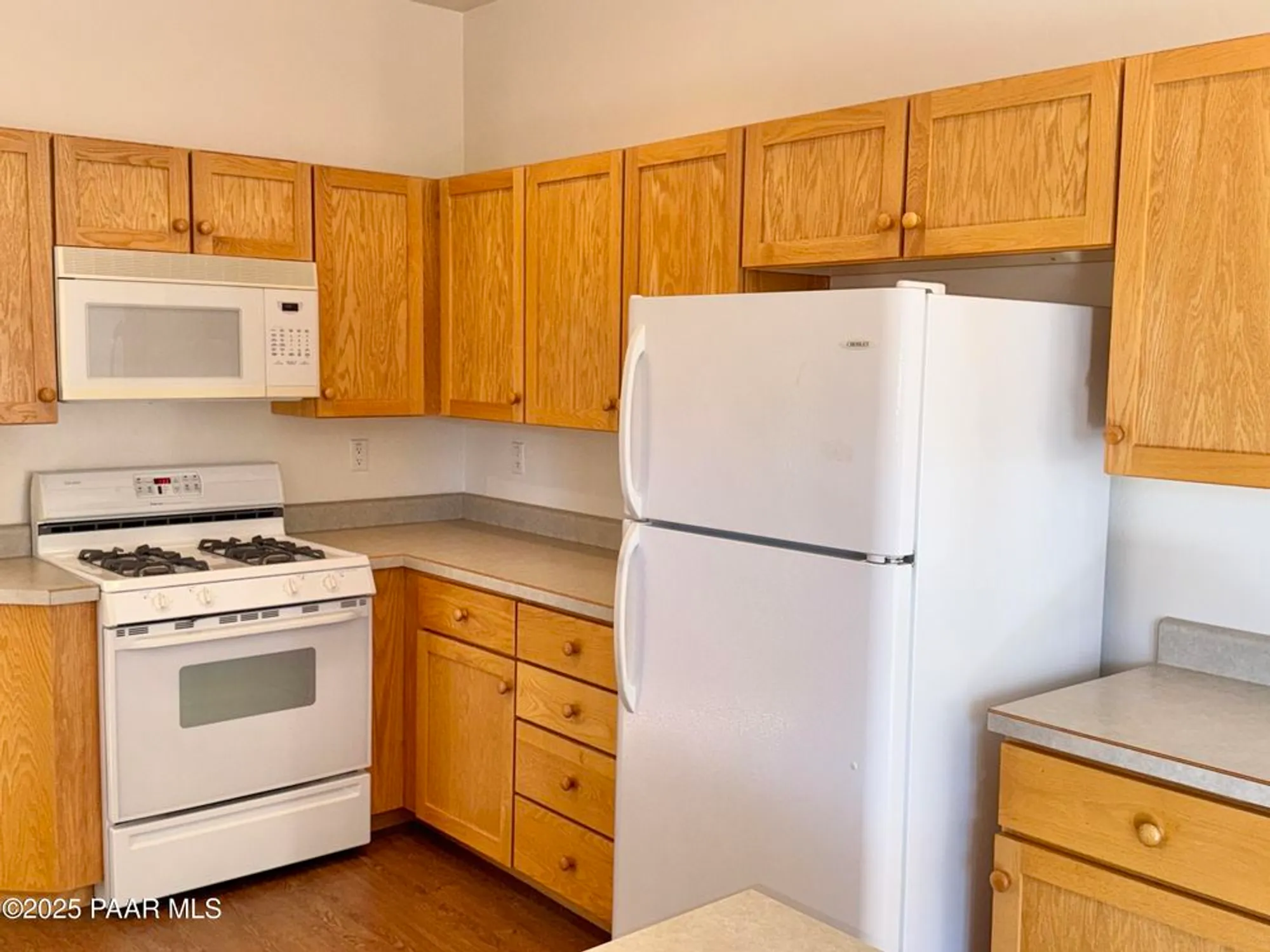 Property Slideshow image 6 of 25 | 1183 gardenia ln, Prescott, AZ, 86305