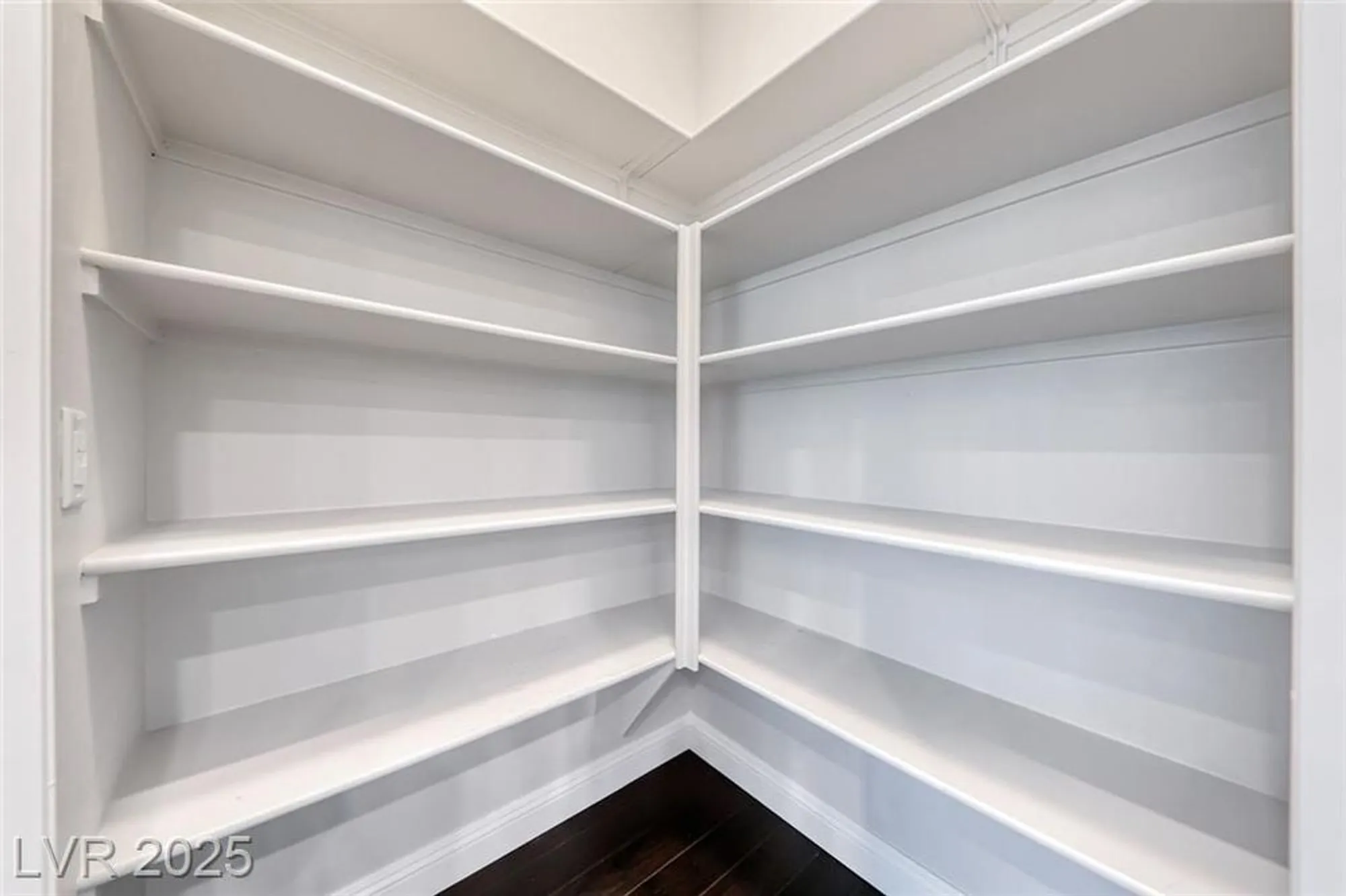 Property Slideshow image 23 of 72 | 125 mirage view dr, Henderson, NV, 89011