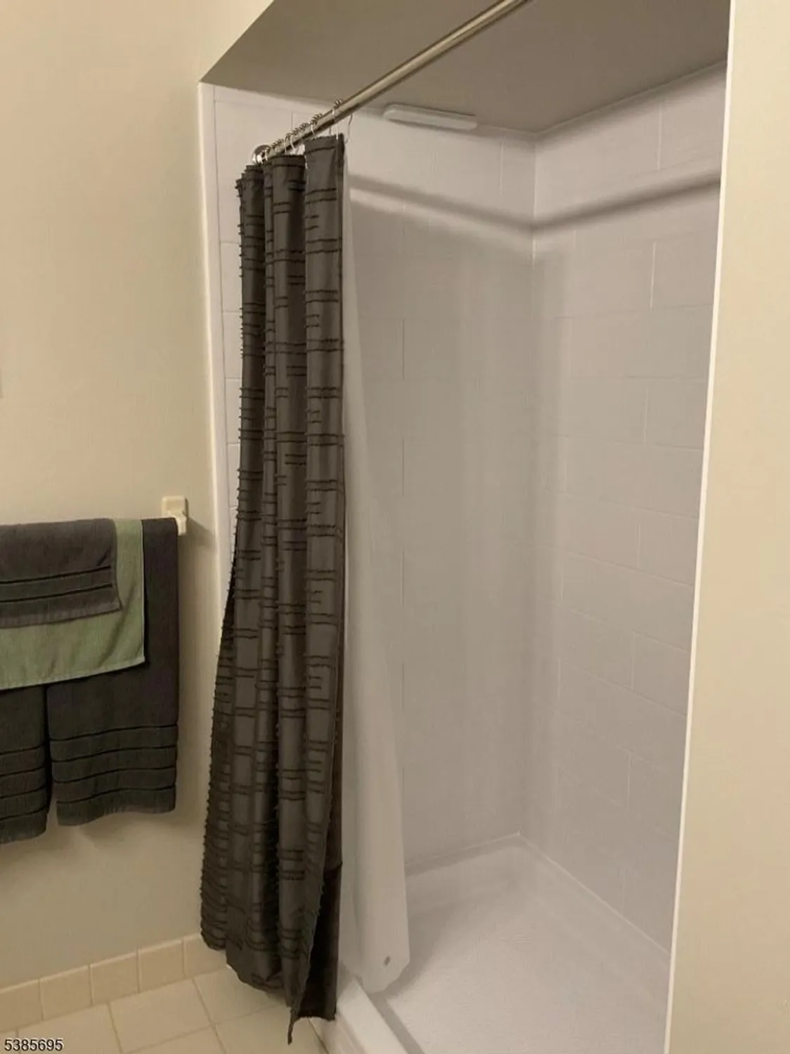 Property Slideshow image 14 of 29 | 5318 richmond rd # 318, West Milford, NJ, 07480