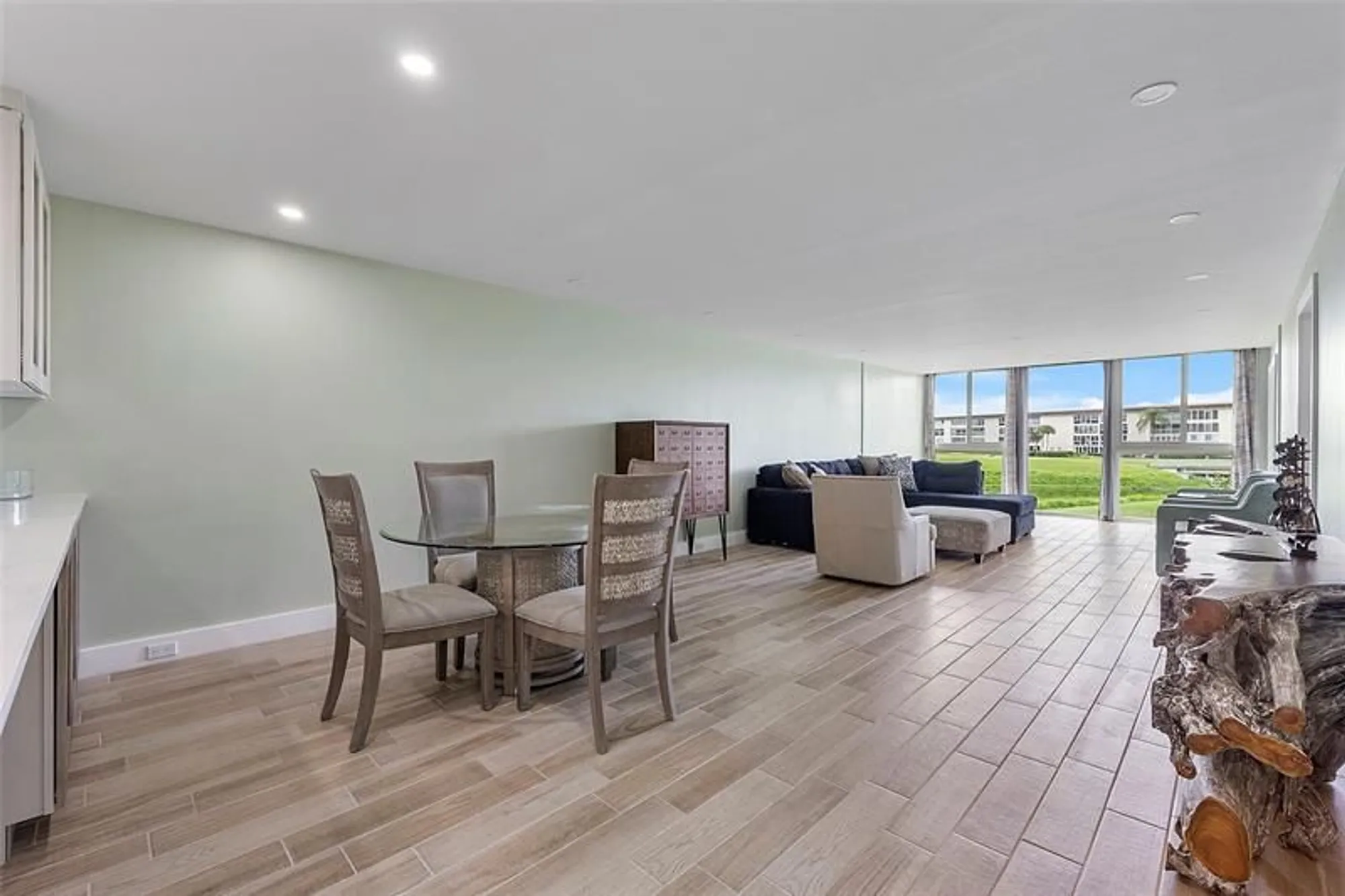 Property Slideshow image 13 of 34 | 3502 bimini ln b2, Coconut Creek, FL, 33066
