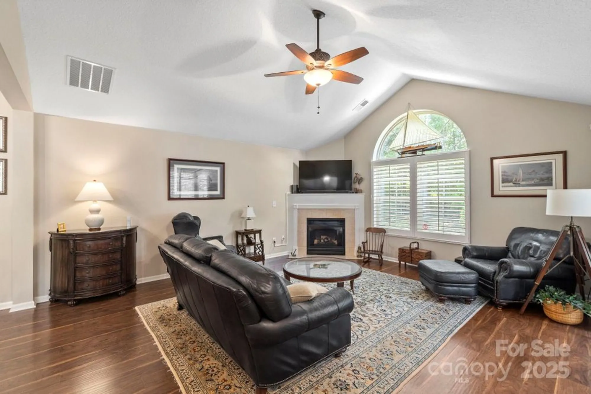 Property Slideshow image 4 of 31 | 2459 coltsview ln, Matthews, NC, 28105