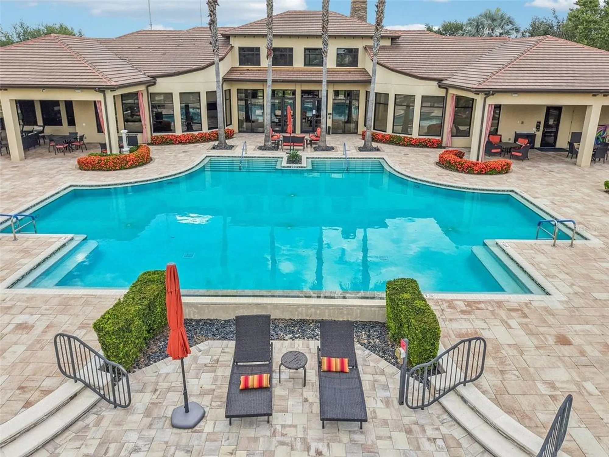 Property Slideshow image 2 of 31 | 13890 kingfisher glen dr, Lithia, FL, 33547