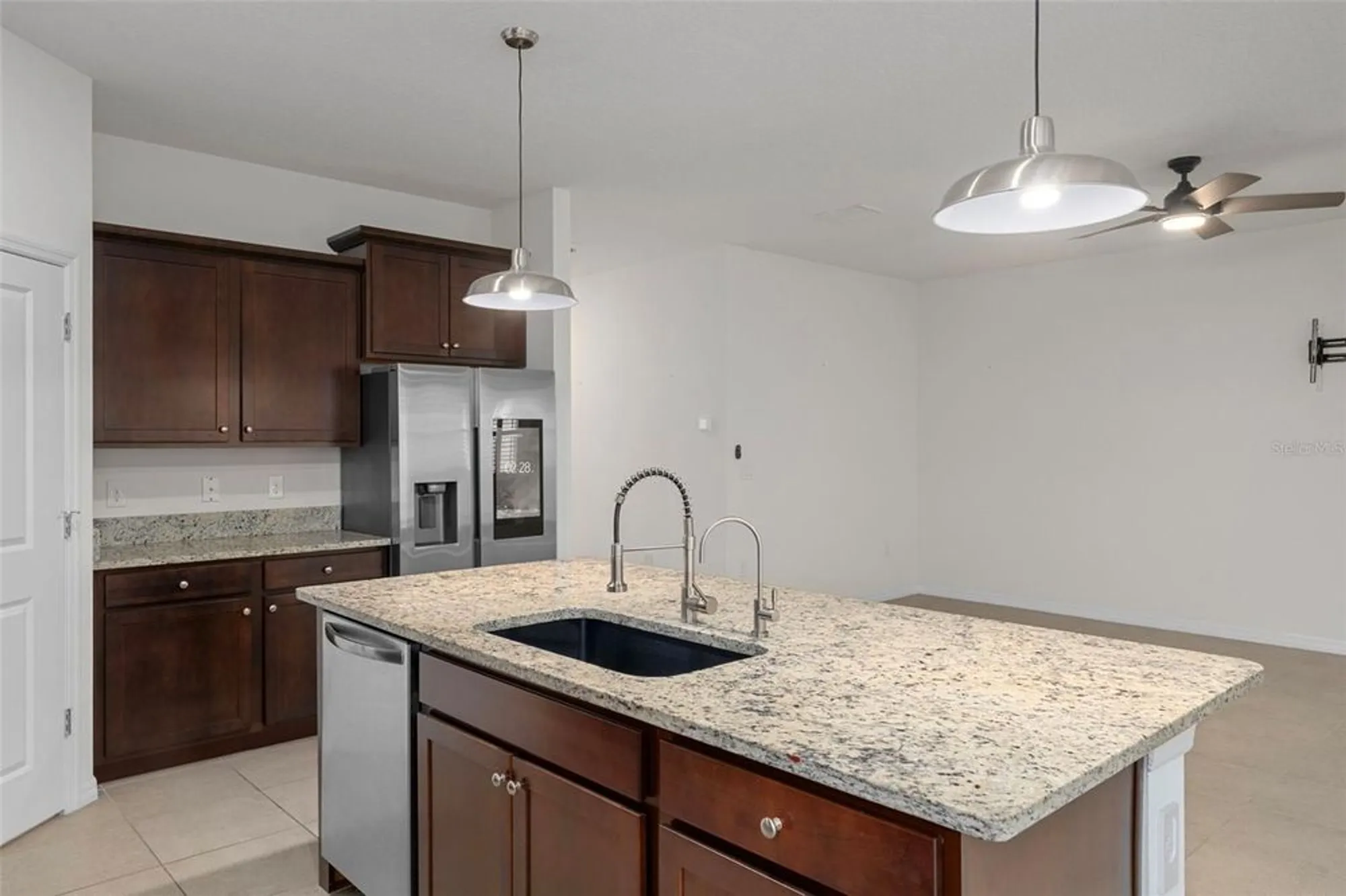 Property Slideshow image 12 of 50 | 12735 eastpointe dr, Dade City, FL, 33525