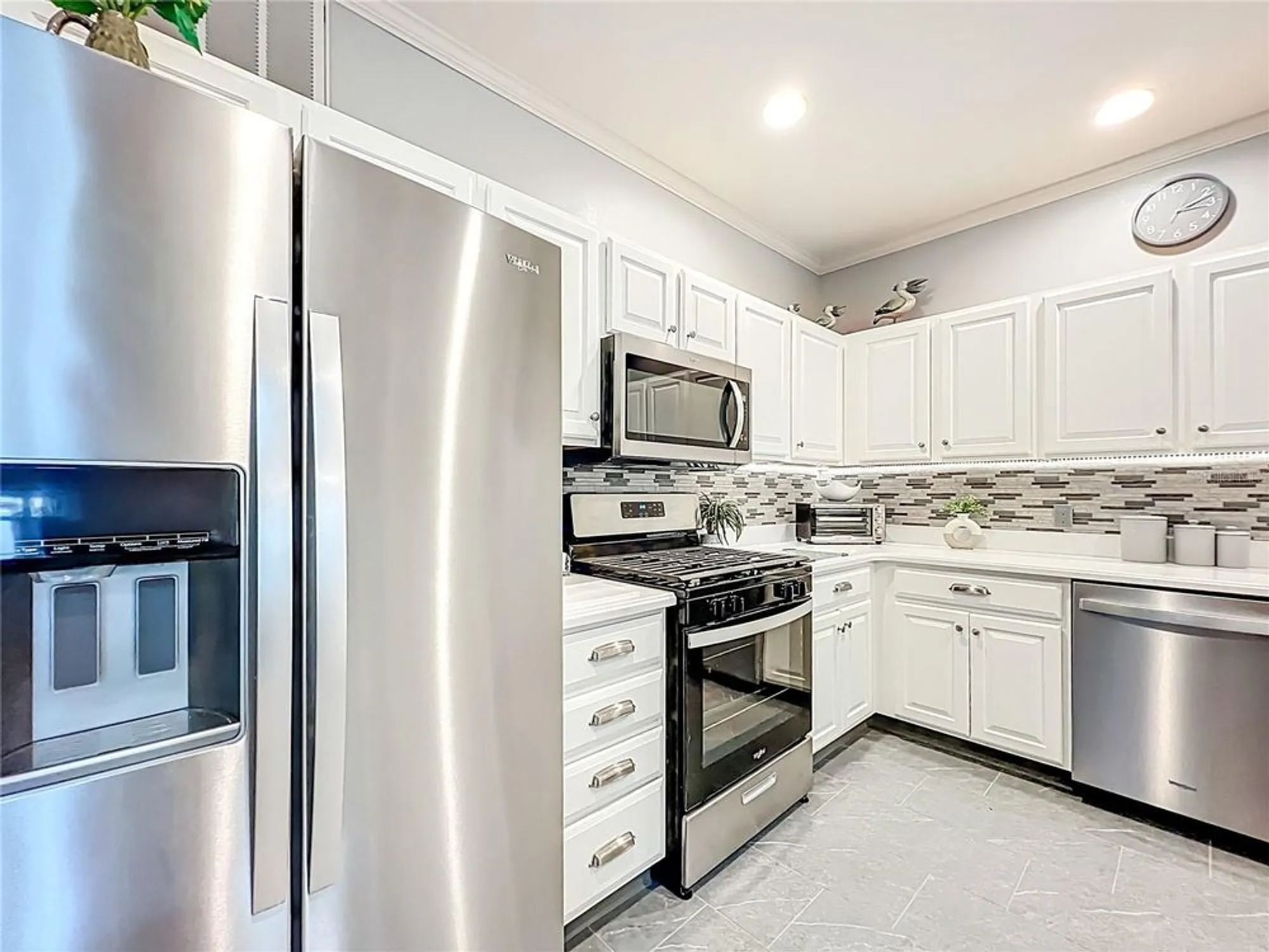 Property Slideshow image 7 of 55 | 1120 avenida de las casas, The Villages, FL, 32159