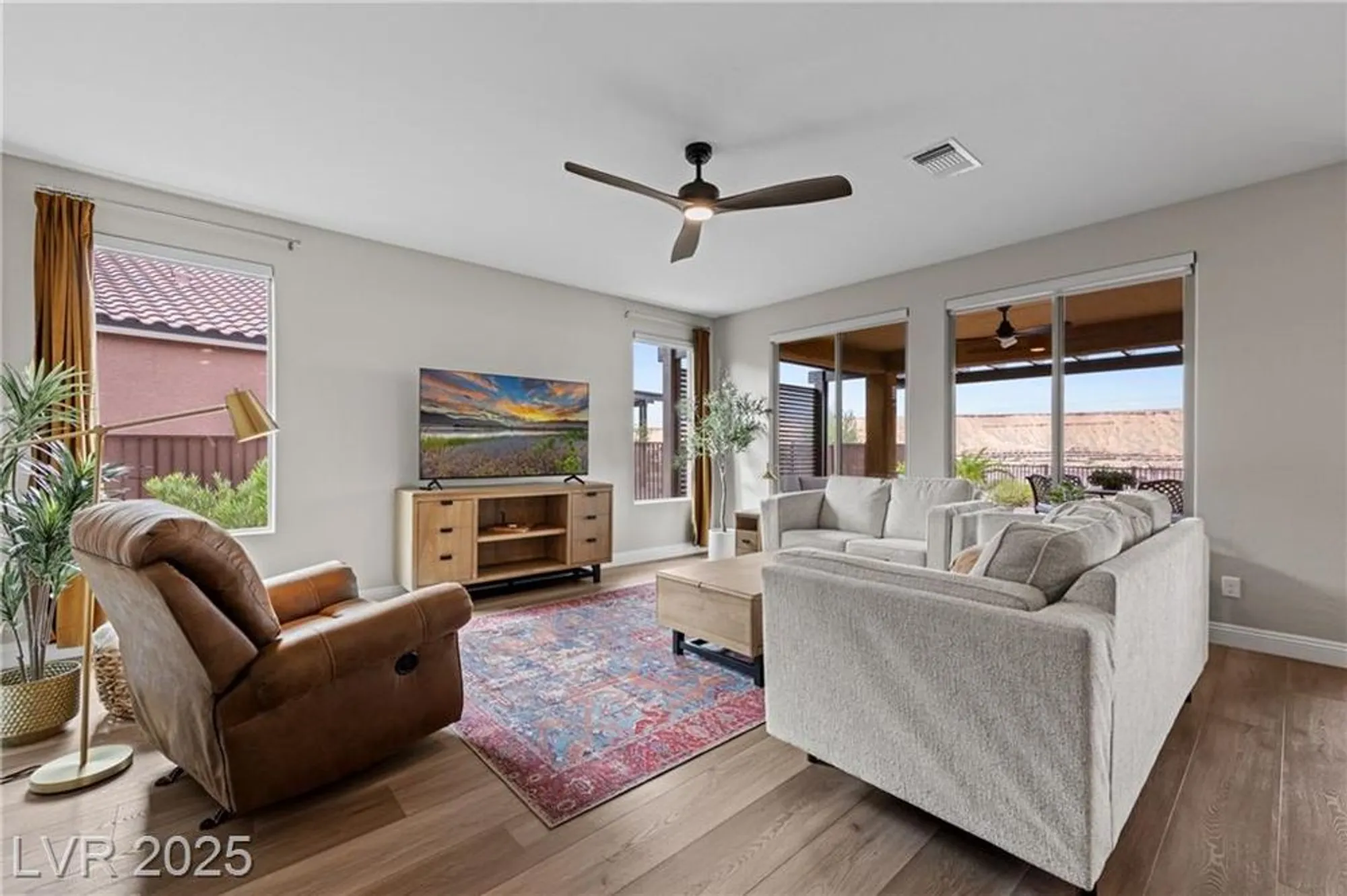 Property Slideshow image 19 of 64 | 1073 flagstone bnd, Mesquite, NV, 89034