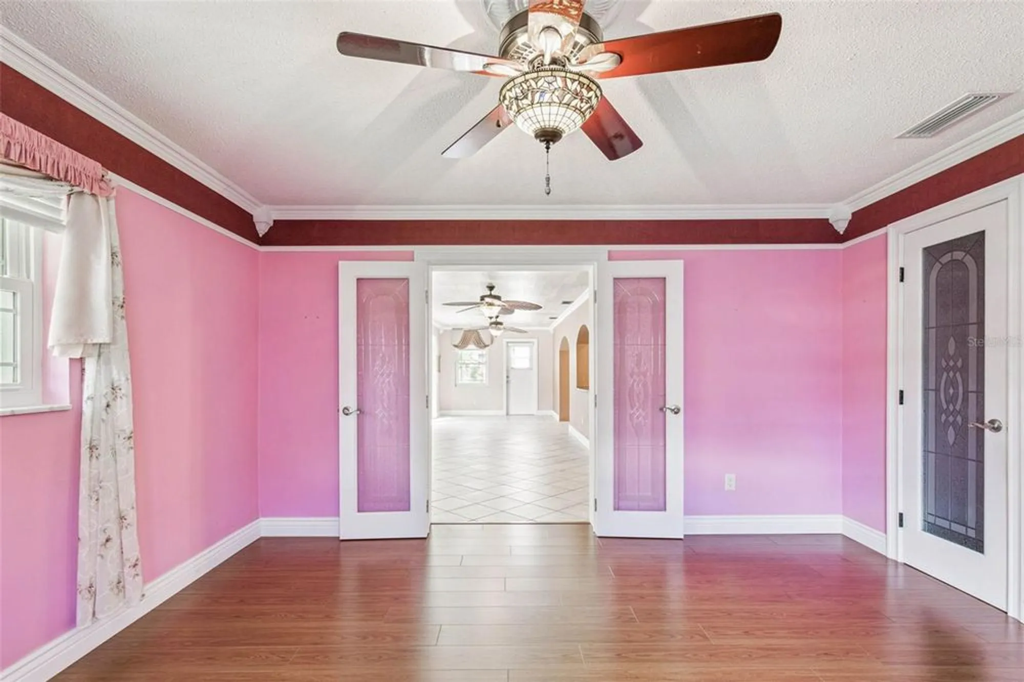 Property Slideshow image 14 of 31 | 9548 141st st, Seminole, FL, 33776
