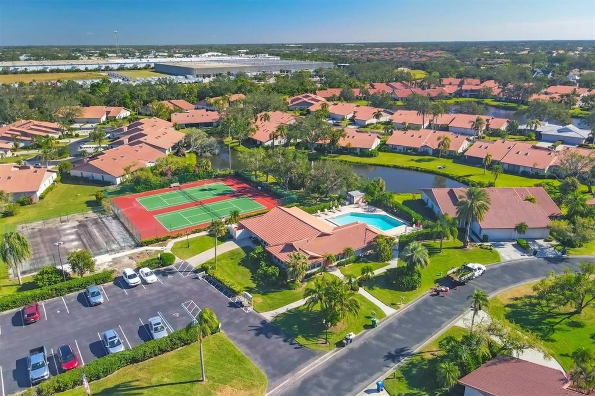 Property Slideshow image 39 of 59 | 3825 wilshire cir 1, Sarasota, FL, 34238