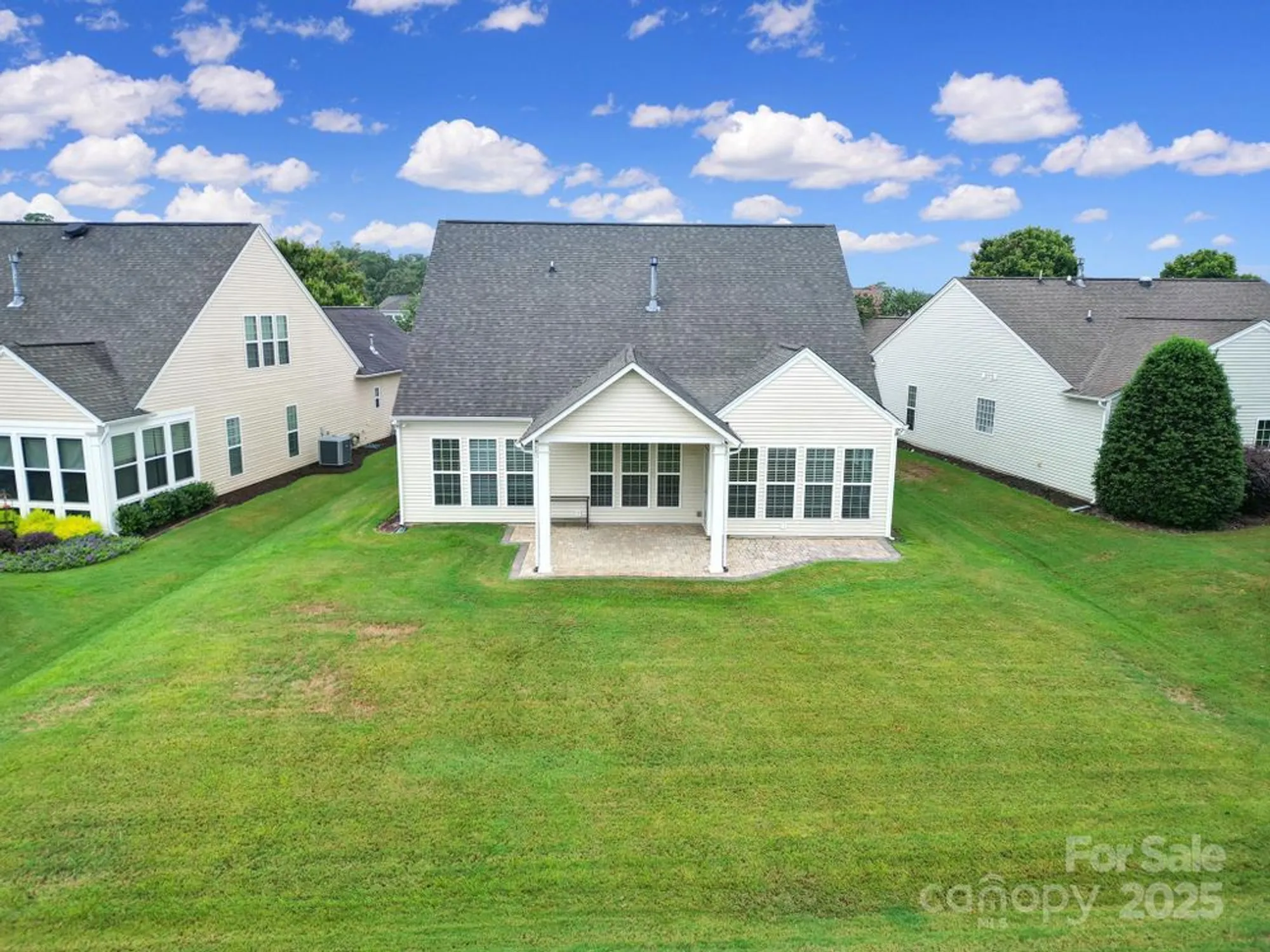 Property Slideshow image 35 of 48 | 1024 mesa verde dr, Fort Mill, SC, 29707