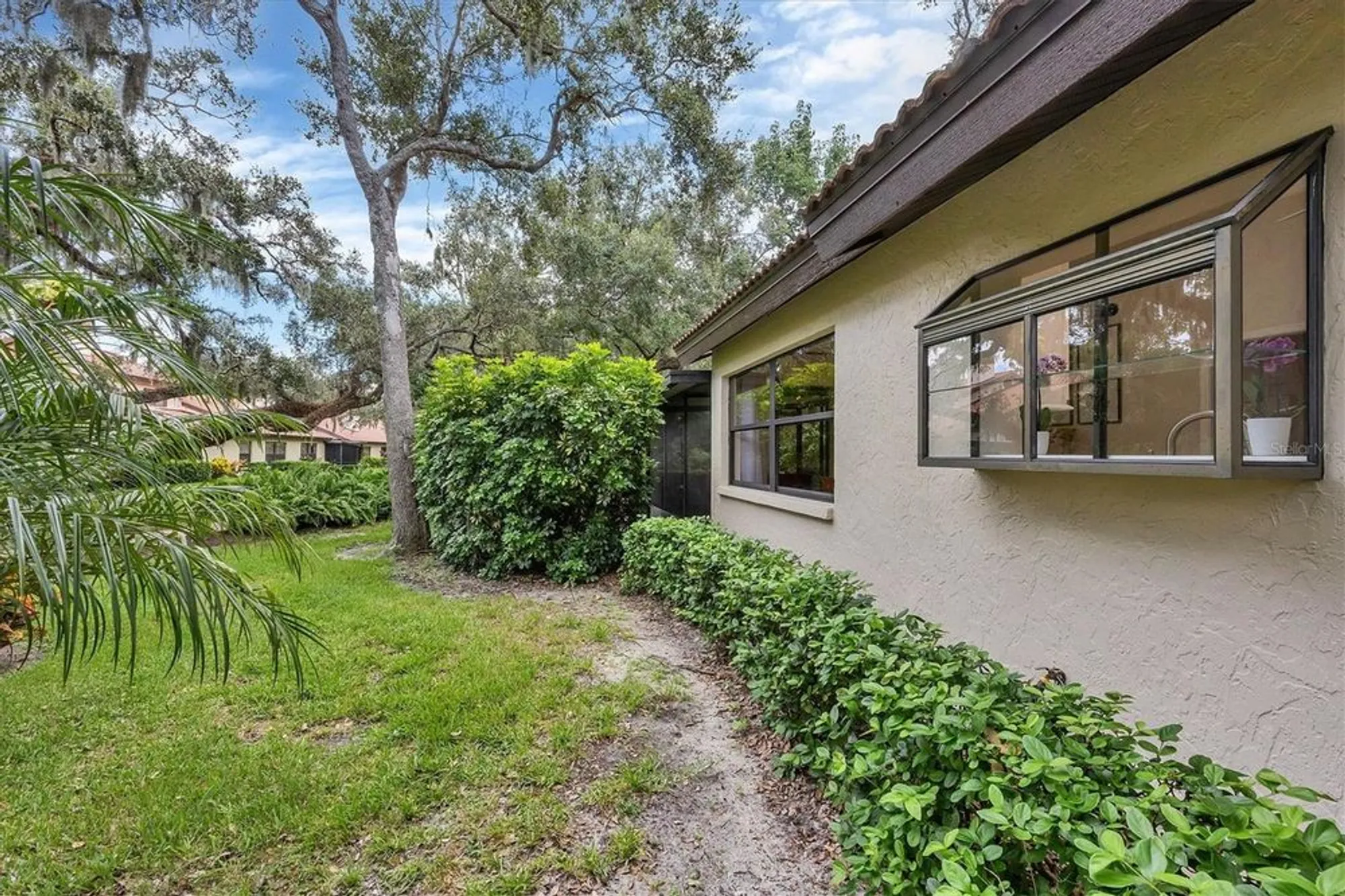 Property Slideshow image 68 of 94 | 7254 oak moss dr 72, Sarasota, FL, 34241