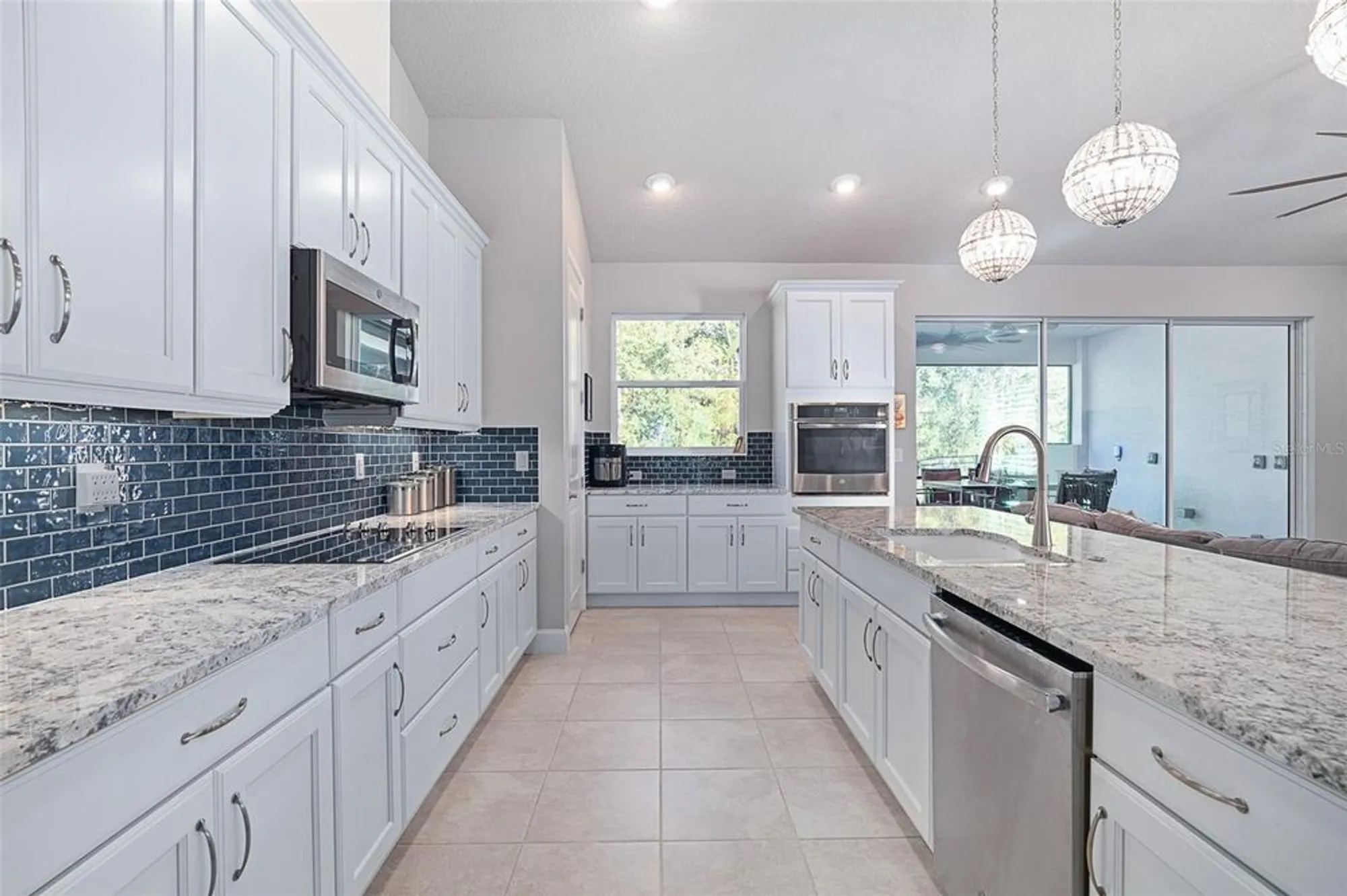 Property Slideshow image 12 of 65 | 823 creekwood dr, Ormond Beach, FL, 32174