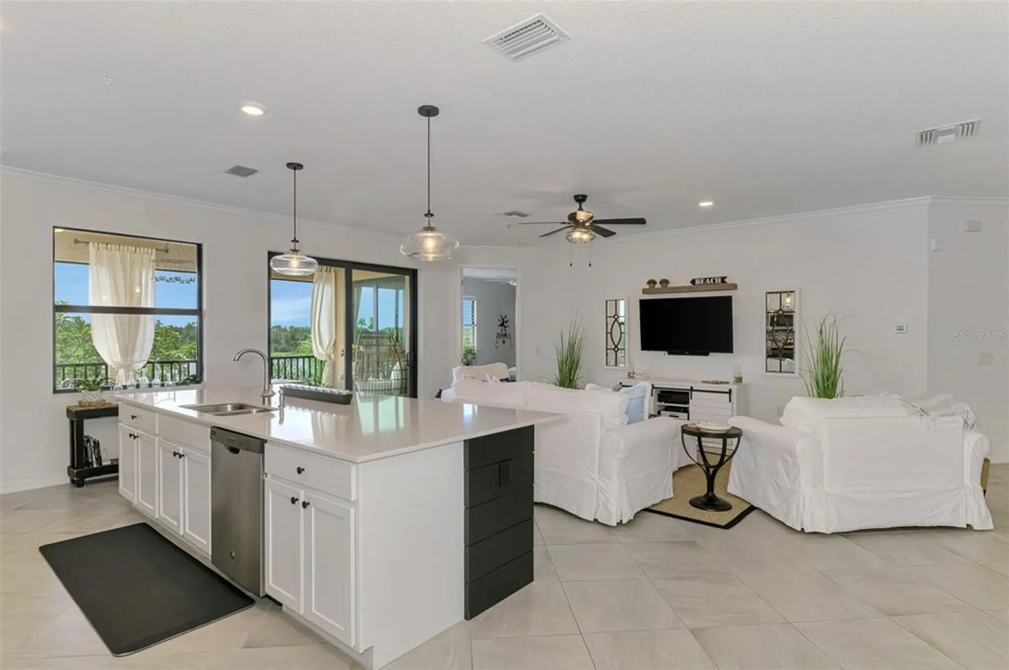 Property Slideshow image 28 of 98 | 10797 tarflower dr unit 201, Venice, FL, 34293