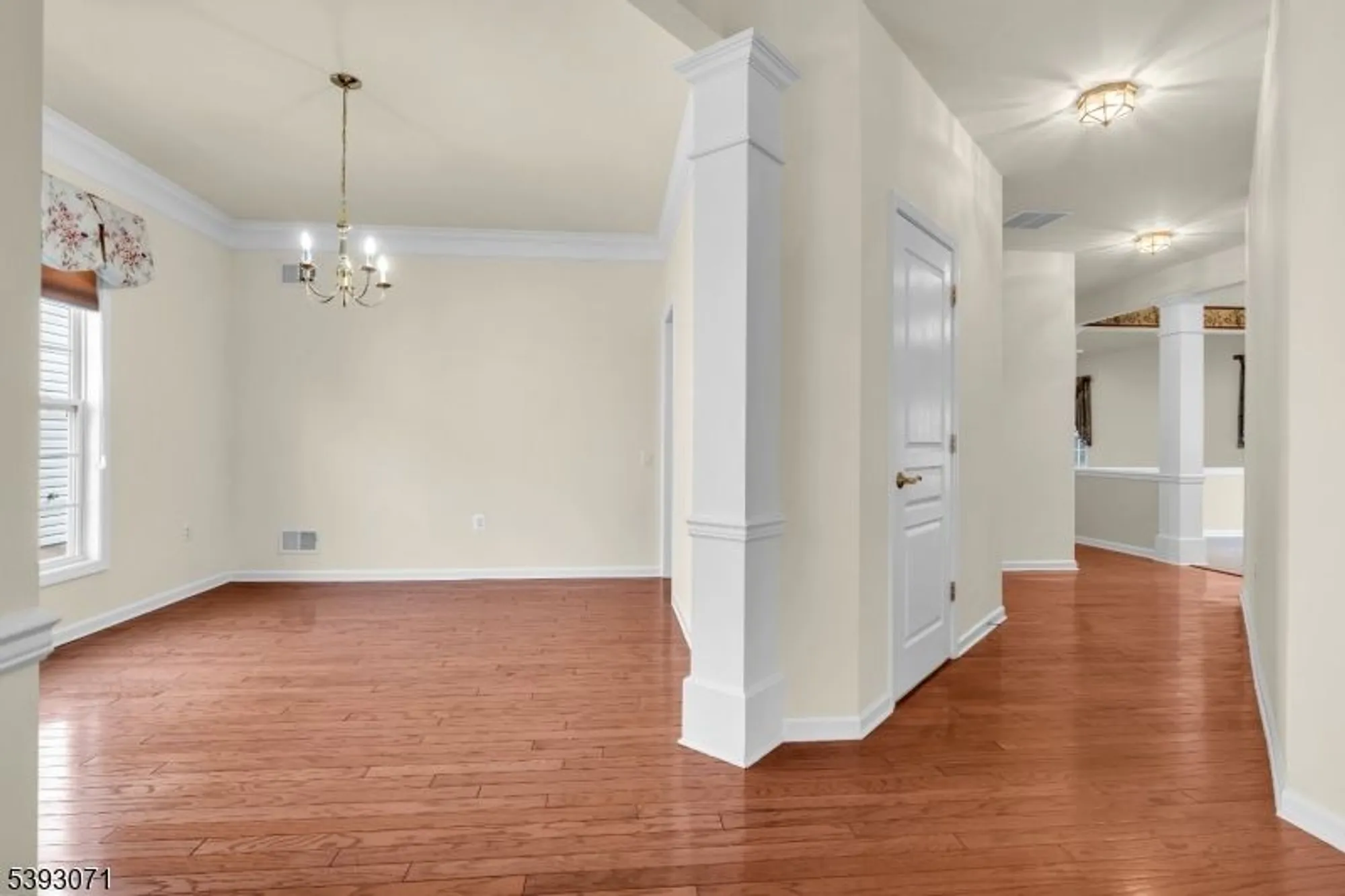 Property Slideshow image 10 of 45 | 212 sherwood ct, Somerset, NJ, 08873