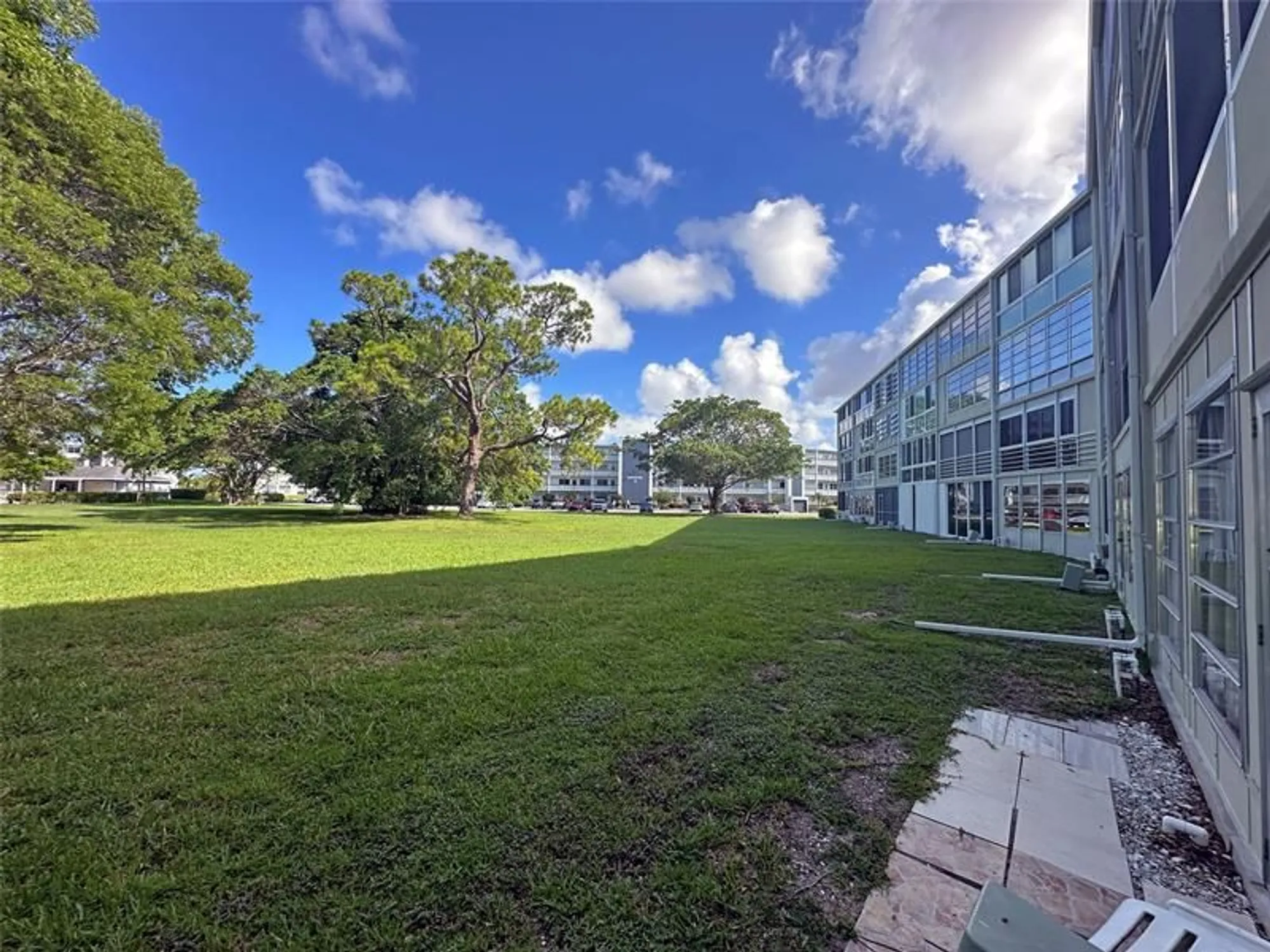 Property Slideshow image 16 of 17 | 1031 berkshire b # 1031, Deerfield Beach, FL, 33442