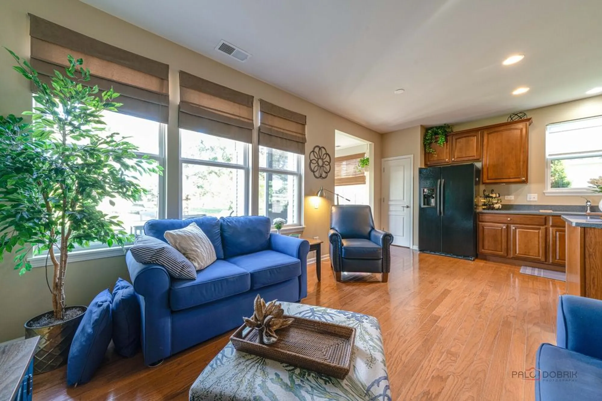 Property Slideshow image 17 of 34 | 3174 comstock ct, Mundelein, IL, 60060