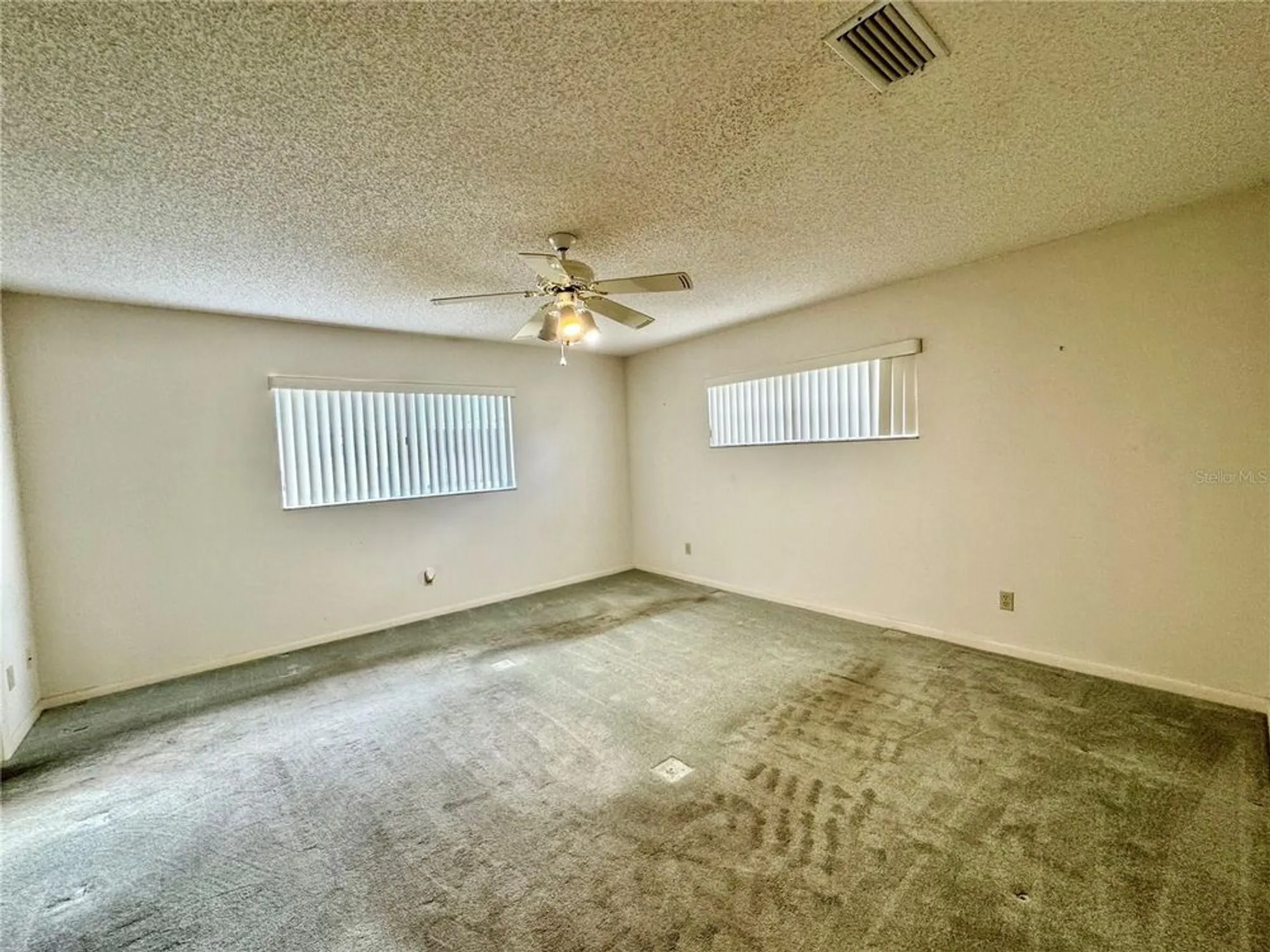 Property Slideshow image 14 of 28 | 8426 sw 92nd ln f, Ocala, FL, 34481