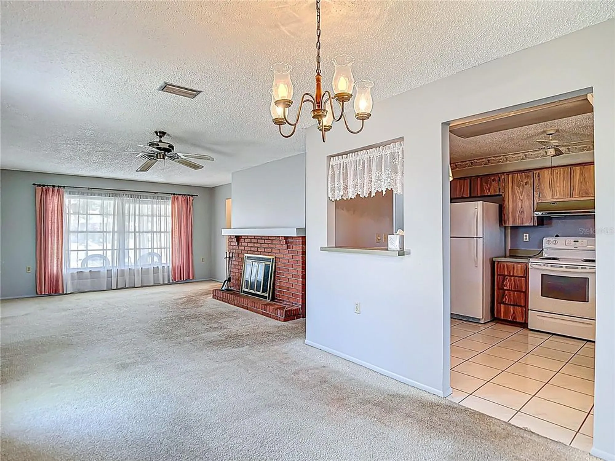 Property Slideshow image 8 of 51 | 10819 los santos dr, Port Richey, FL, 34668