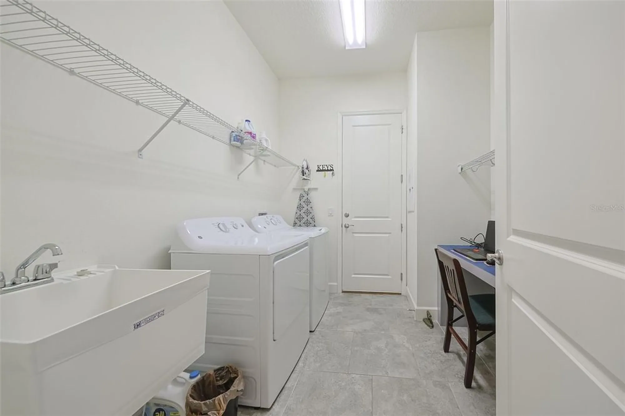 Property Slideshow image 38 of 58 | 4920 sevilla shores dr, Wimauma, FL, 33598