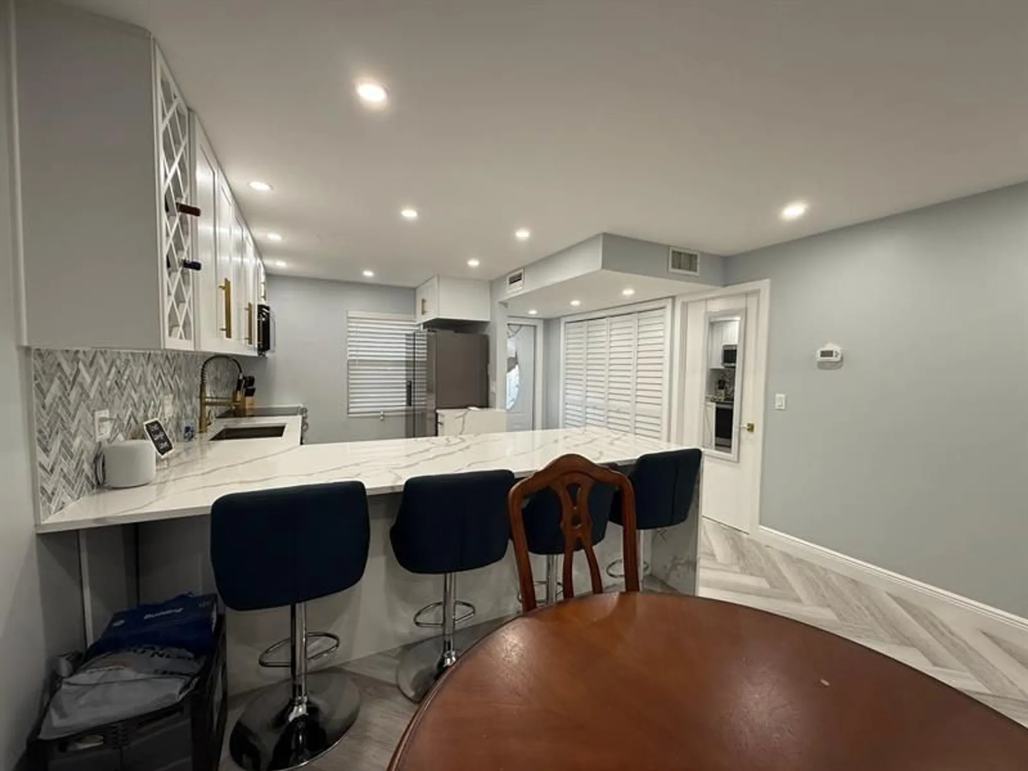 Property Slideshow image 5 of 30 | 7300 nw 5th pl apt 103, Margate, FL, 33063