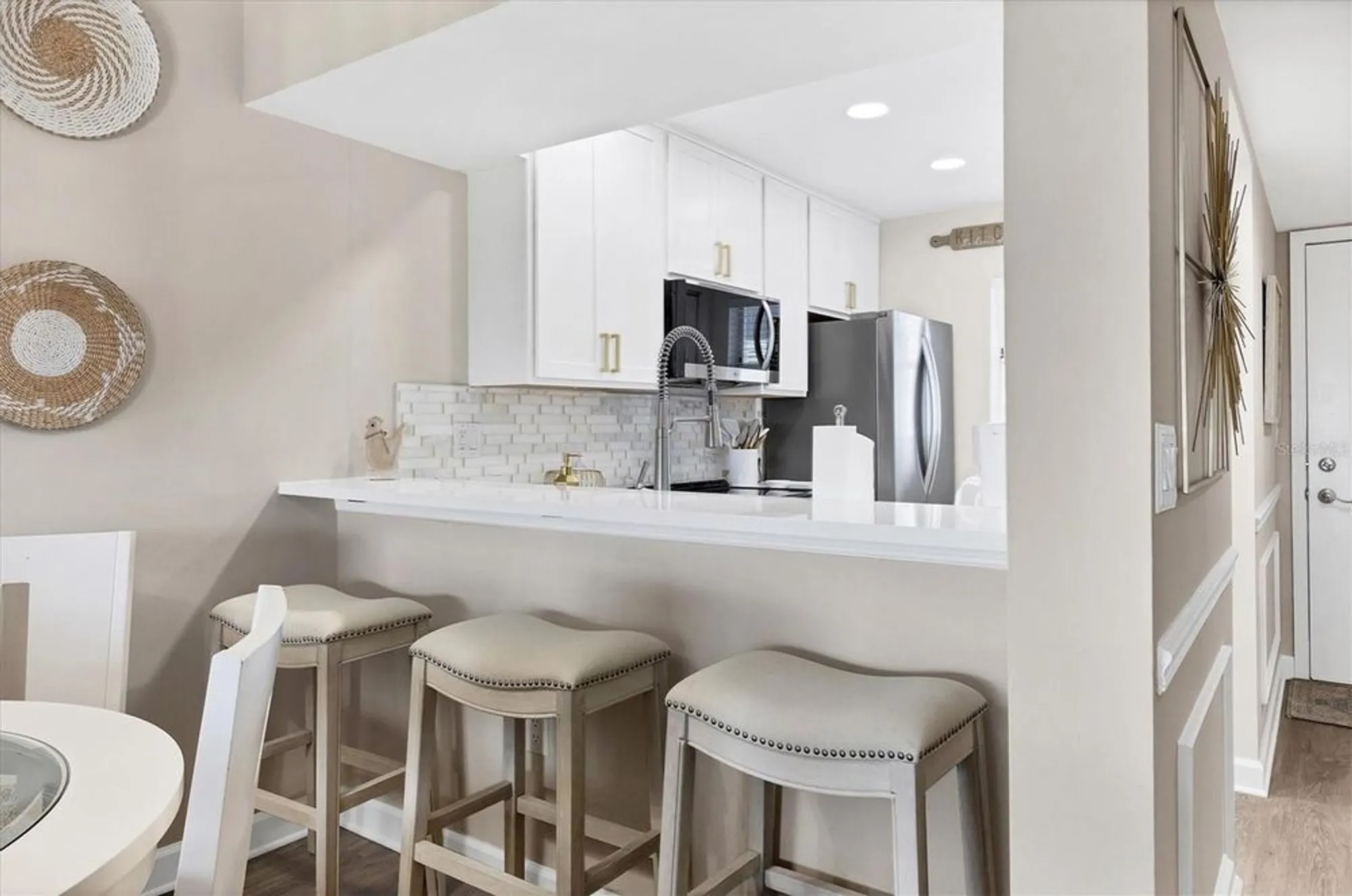 Property Slideshow image 16 of 61 | 408 cerromar cir 331, Venice, FL, 34293