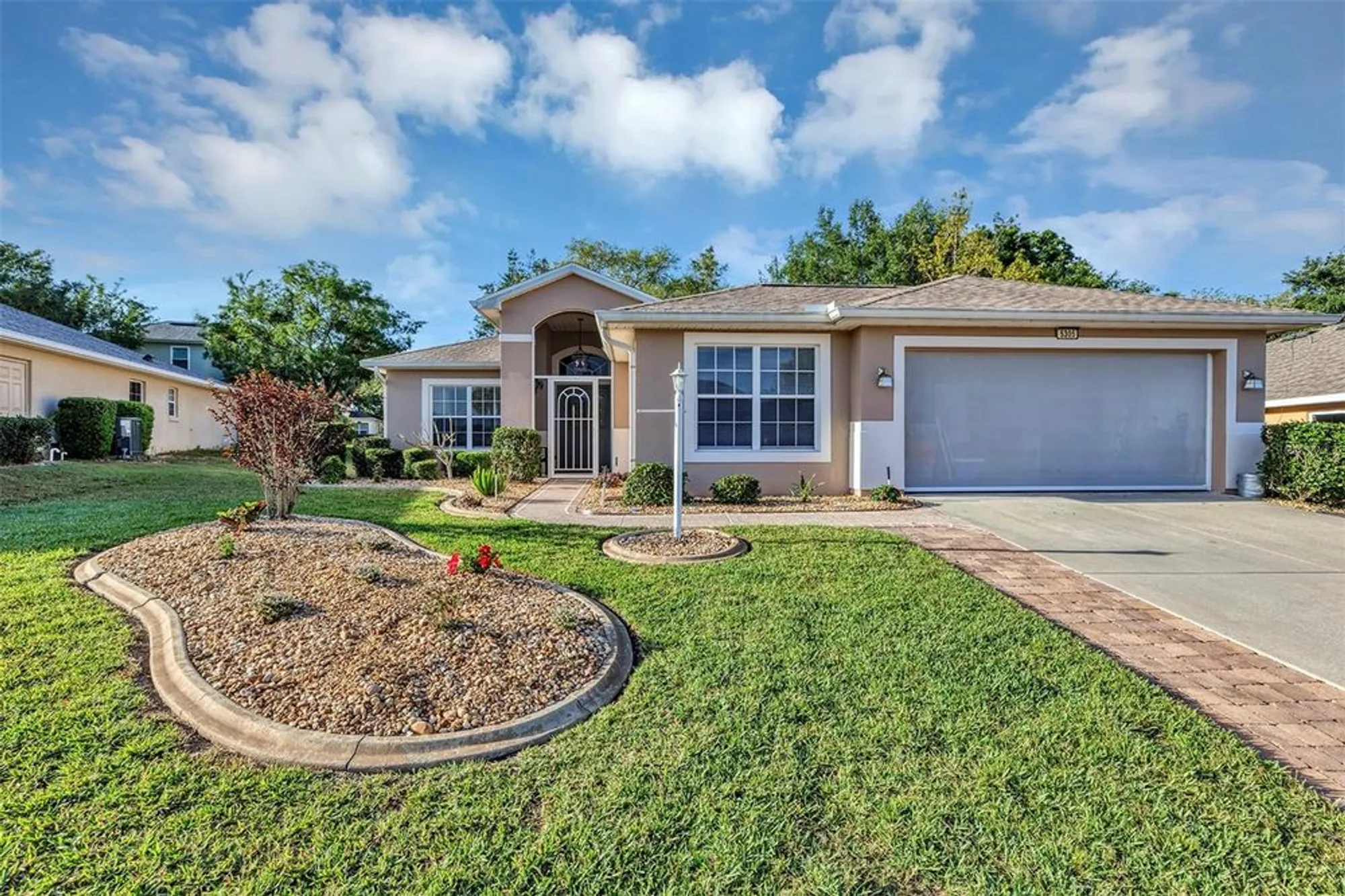 Property Slideshow image 2 of 73 | 5305 indian ocean loop, Tavares, FL, 32778