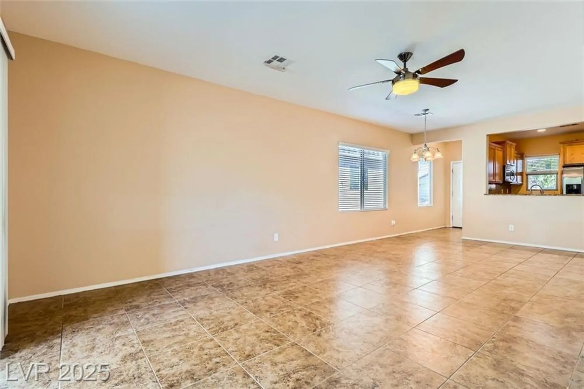 Property Slideshow image 14 of 53 | 6128 isola peak ave, Las Vegas, NV, 89122