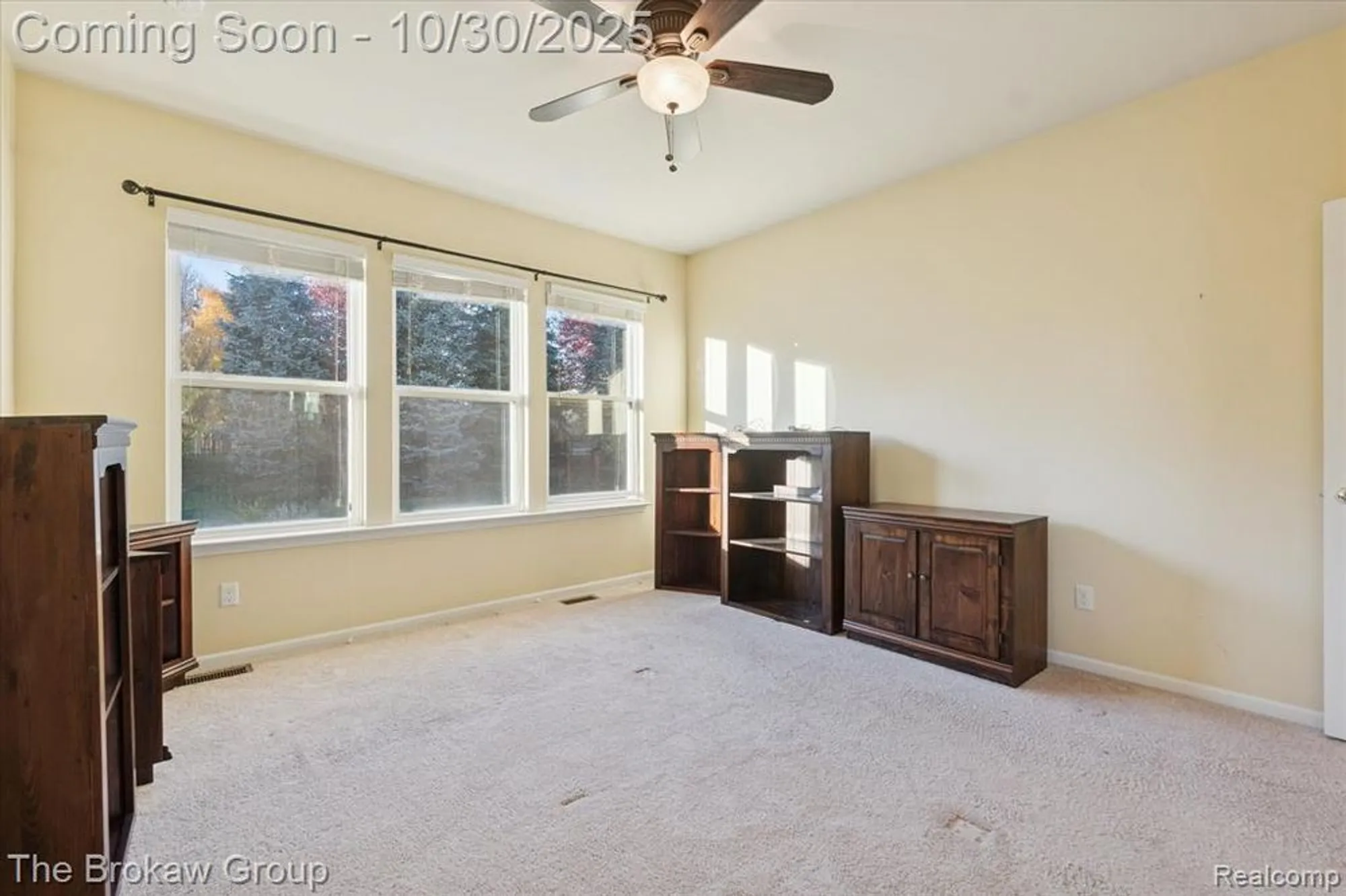 Property Slideshow image 25 of 49 | 6334 prairie dunes dr, Grand Blanc, MI, 48439