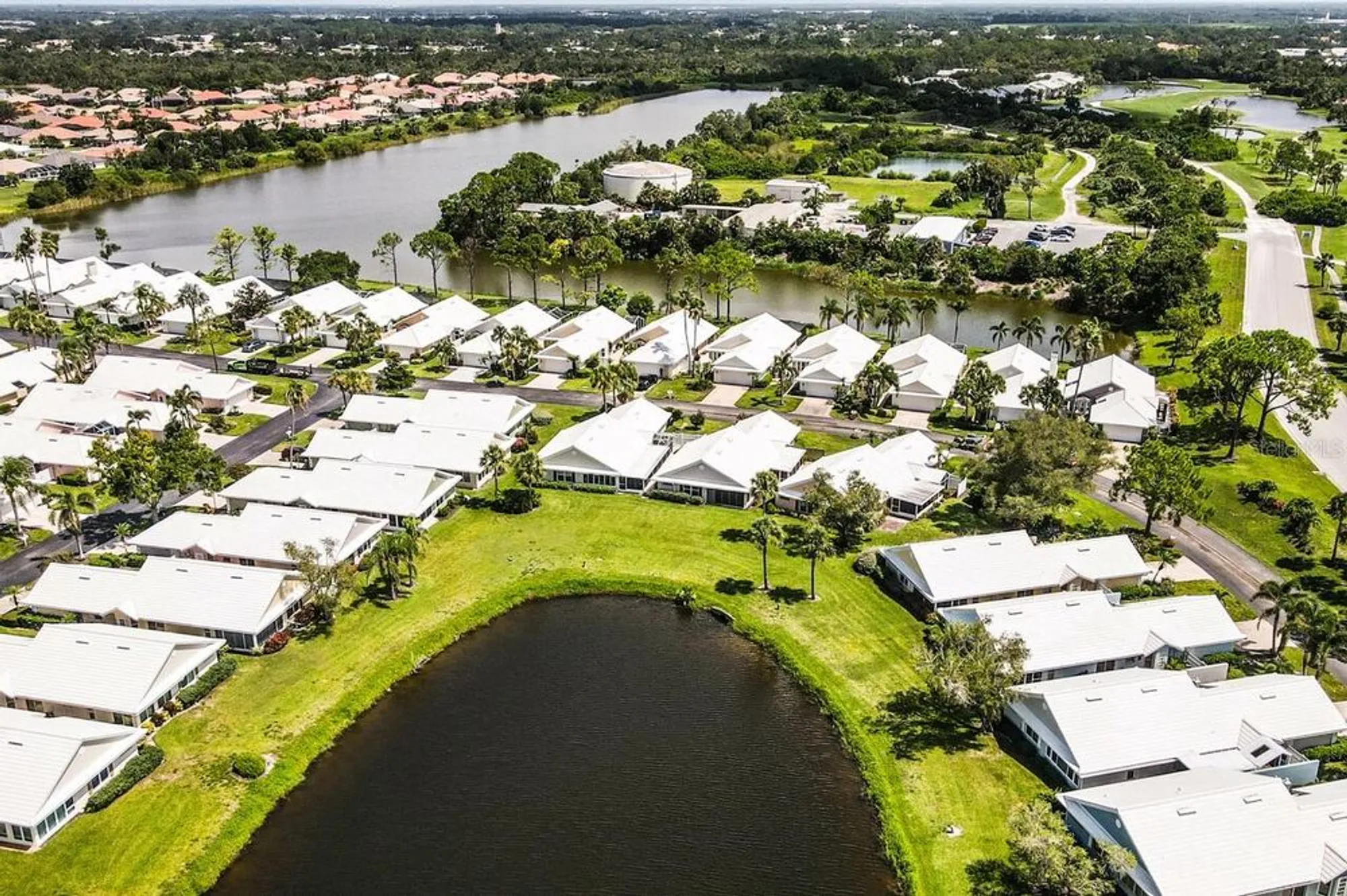 Property Slideshow image 42 of 57 | 745 harrington lake dr 30, Venice, FL, 34293