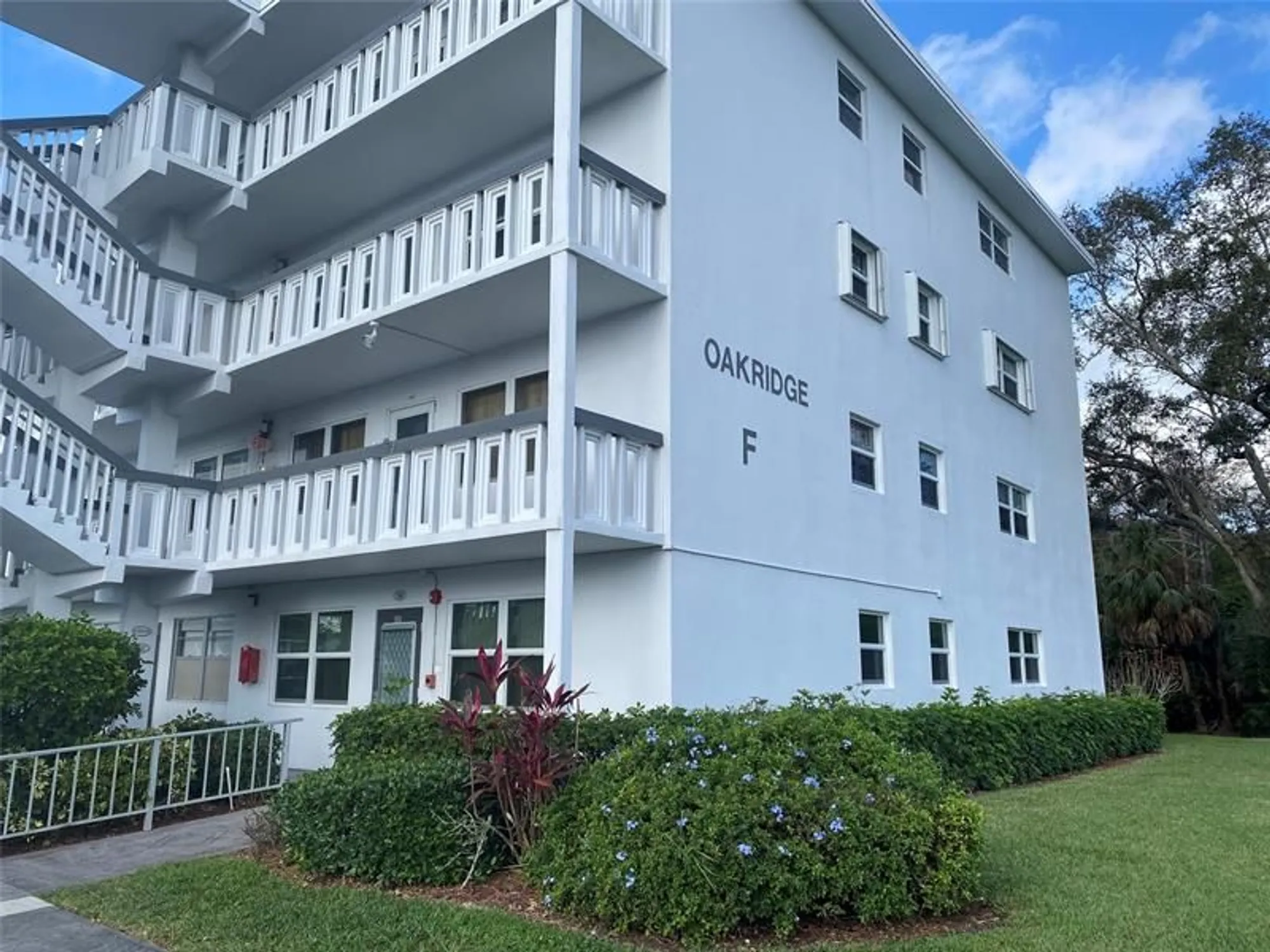 Property Slideshow image 8 of 69 | 1060 oakridge f # 1060, Deerfield Beach, FL, 33442