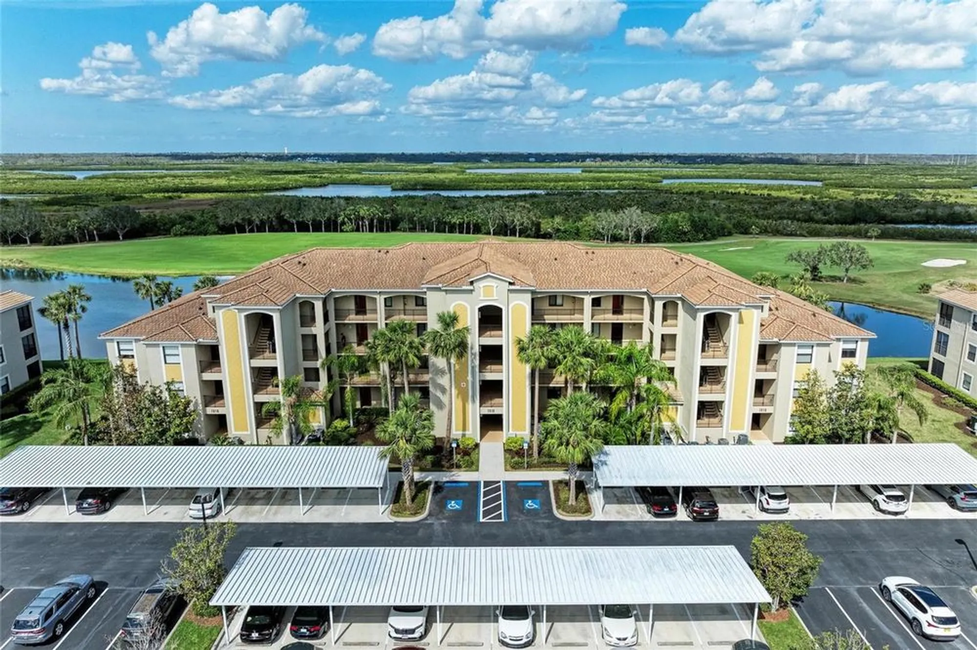 Property Slideshow image 36 of 83 | 7019 river hammock dr unit 104, Bradenton, FL, 34212