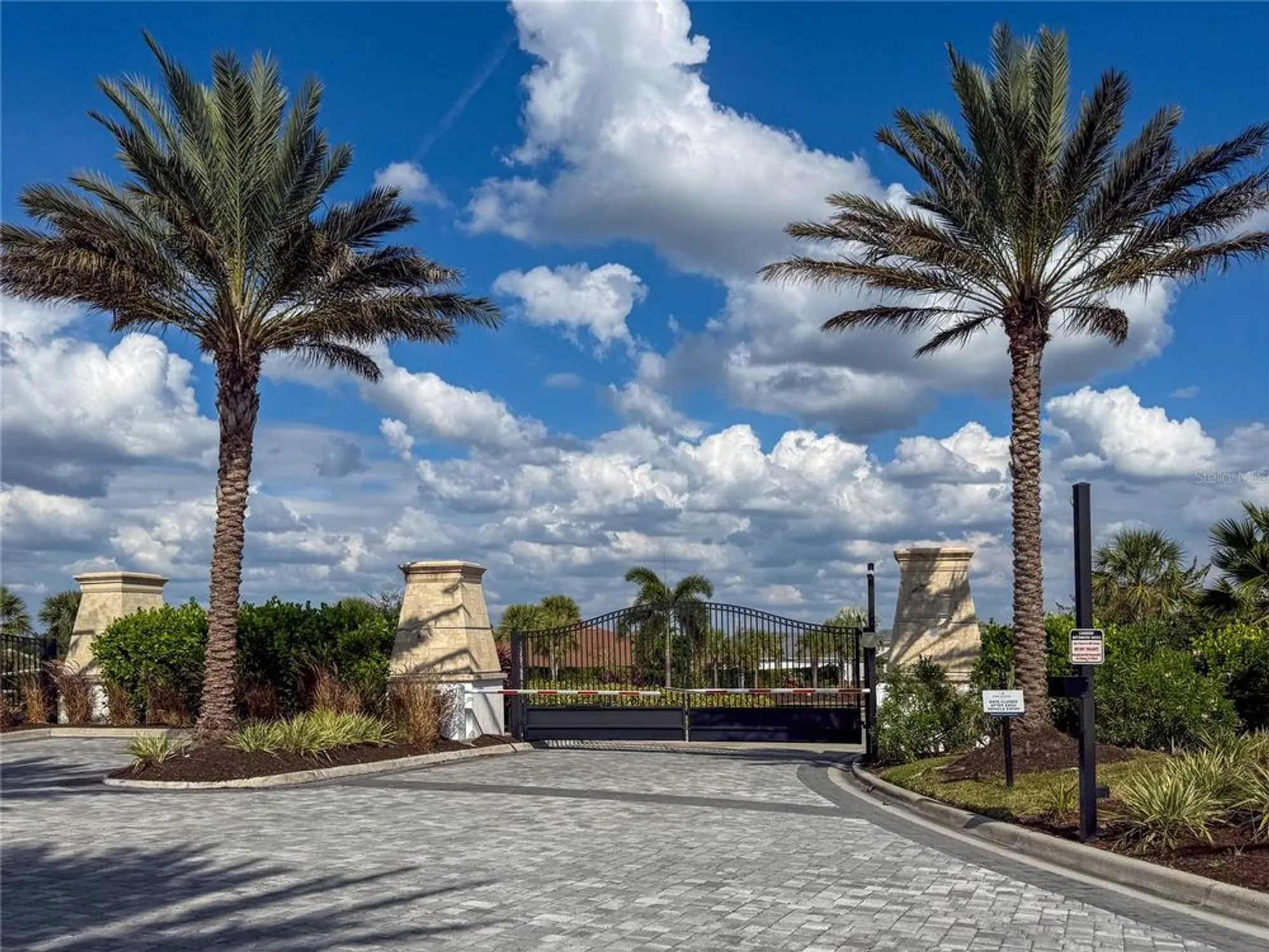 Property Slideshow image 26 of 32 | 6250 plateau ct, Bradenton, FL, 34203