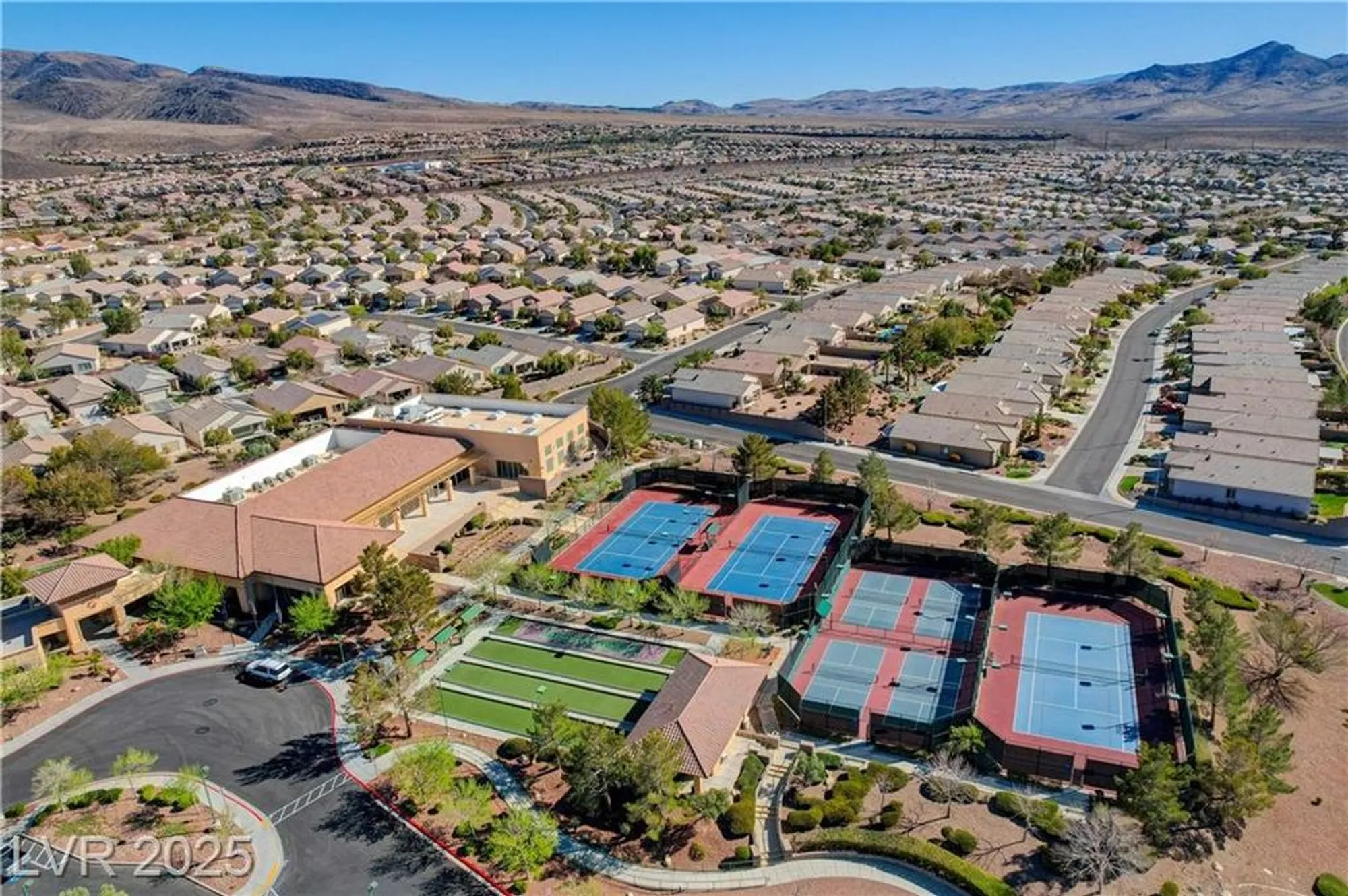 Property Slideshow image 54 of 61 | 2496 serene moon dr, Henderson, NV, 89044