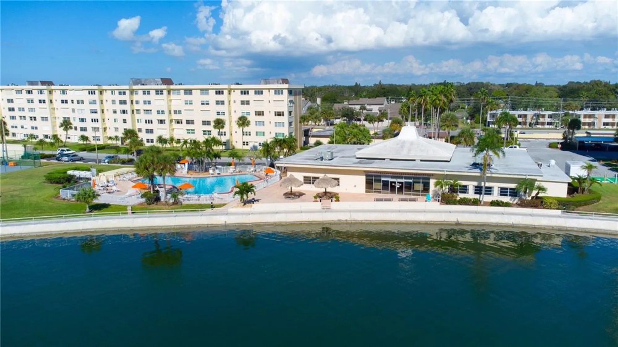 Property Slideshow image 24 of 32 | 4725 cove cir apt 309, Saint Petersburg, FL, 33708