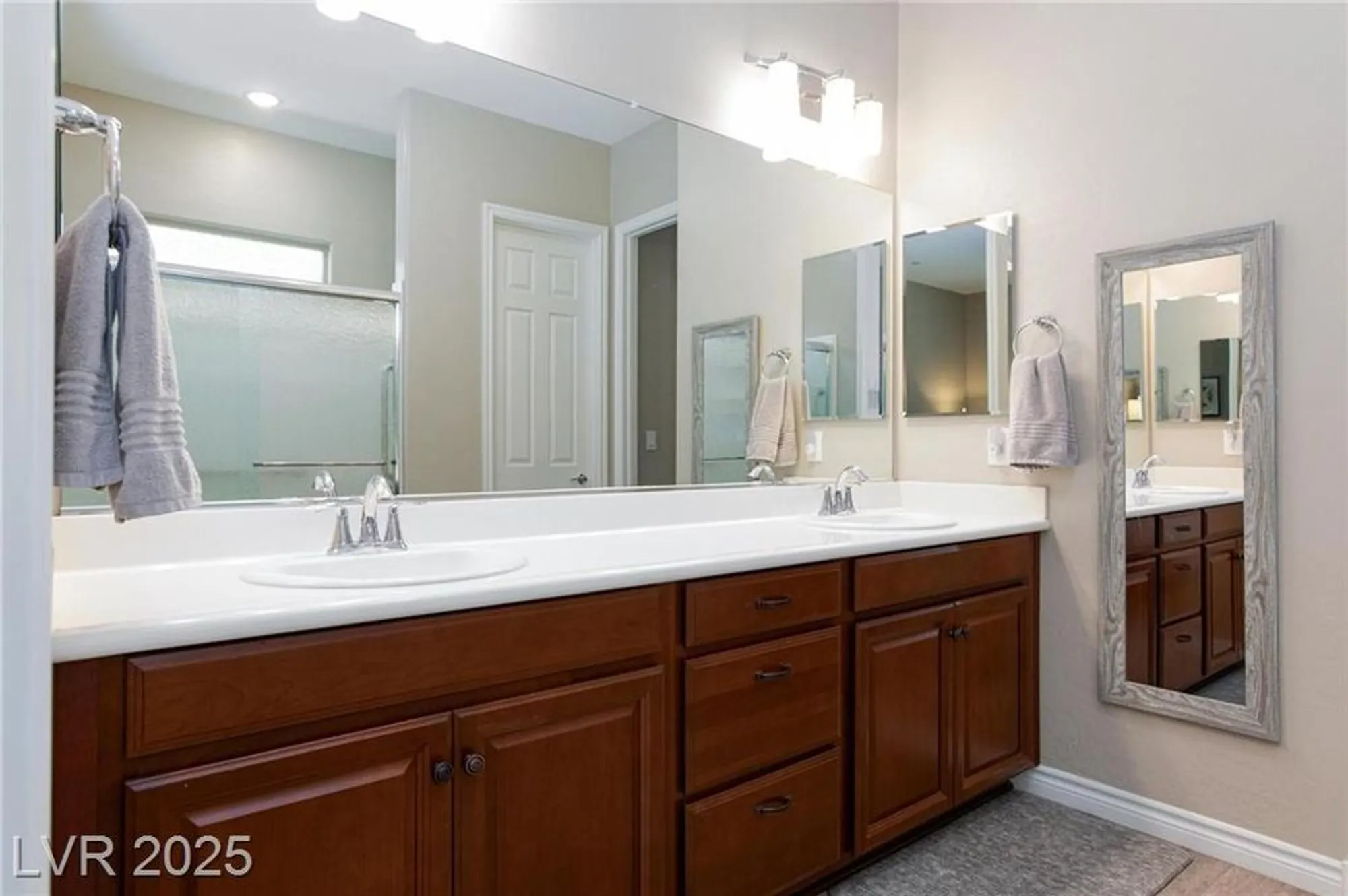 Property Slideshow image 16 of 57 | 517 open hill ave, Henderson, NV, 89011