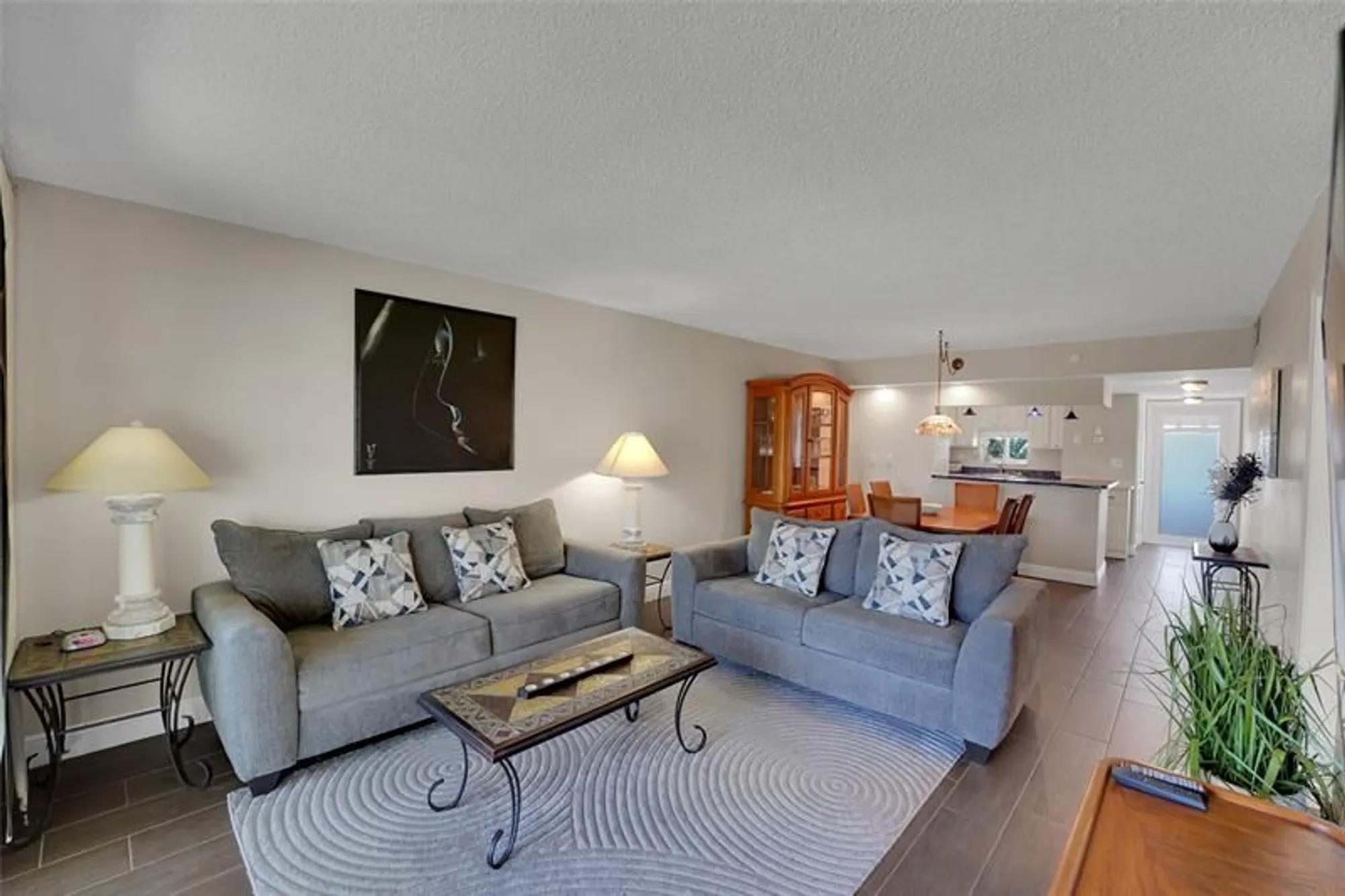 Property Slideshow image 3 of 50 | 8980 s hollybrook blvd 304, Pembroke Pines, FL, 33025