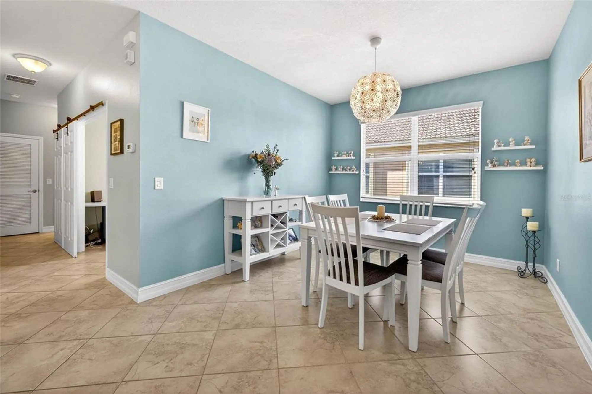Property Slideshow image 14 of 64 | 15652 aurora lake cir, Wimauma, FL, 33598