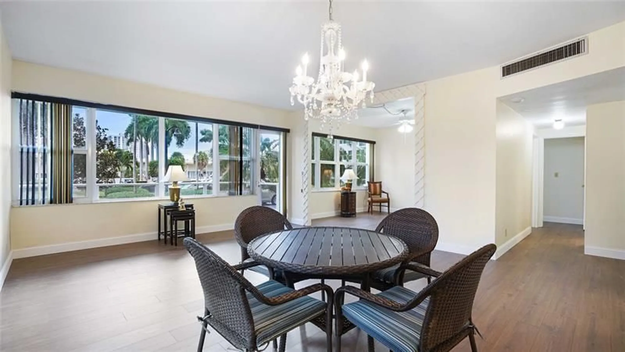 Property Slideshow image 4 of 49 | 3333 ne 34th st 109, Fort Lauderdale, FL, 33308