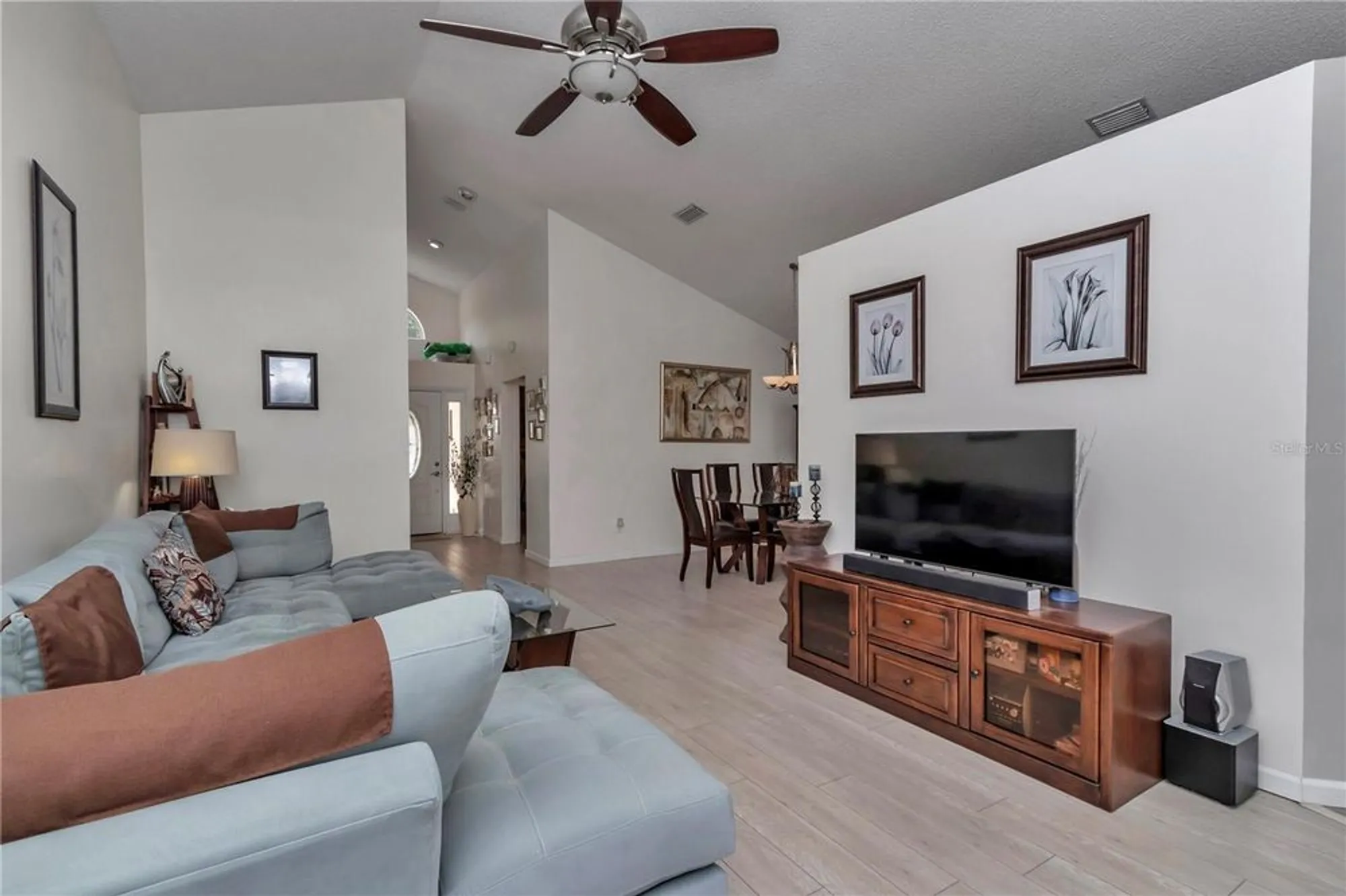 Property Slideshow image 7 of 39 | 9152 sw 91st cir, Ocala, FL, 34481