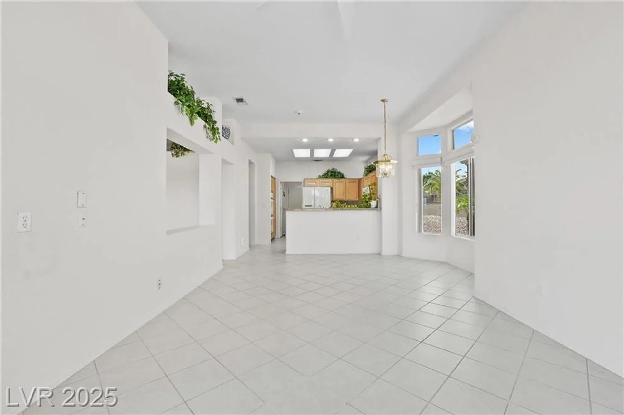 Property Slideshow image 10 of 49 | 10300 linfield pl, Las Vegas, NV, 89134