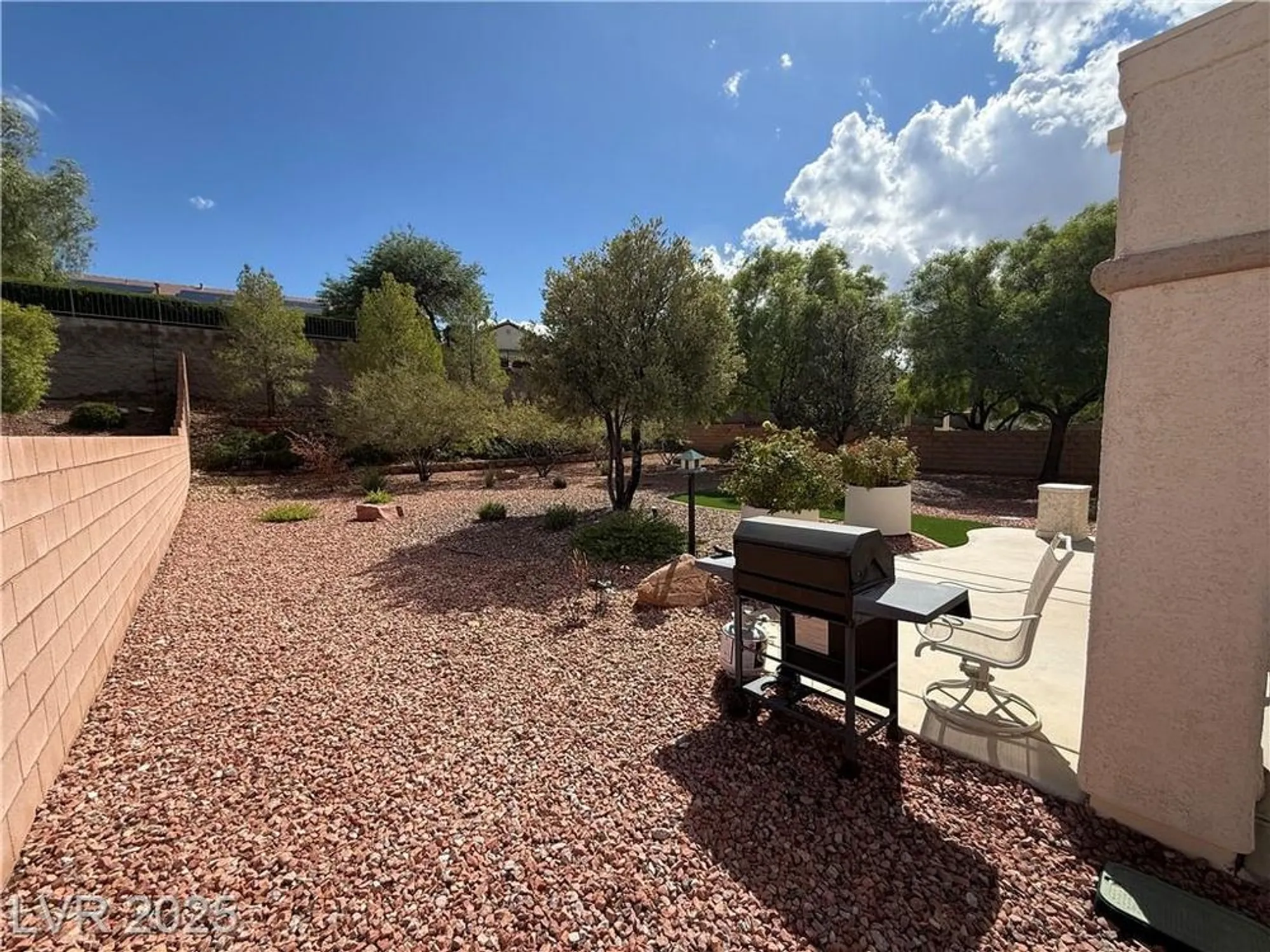 Property Slideshow image 5 of 10 | 1604 thoreau ct, Henderson, NV, 89052