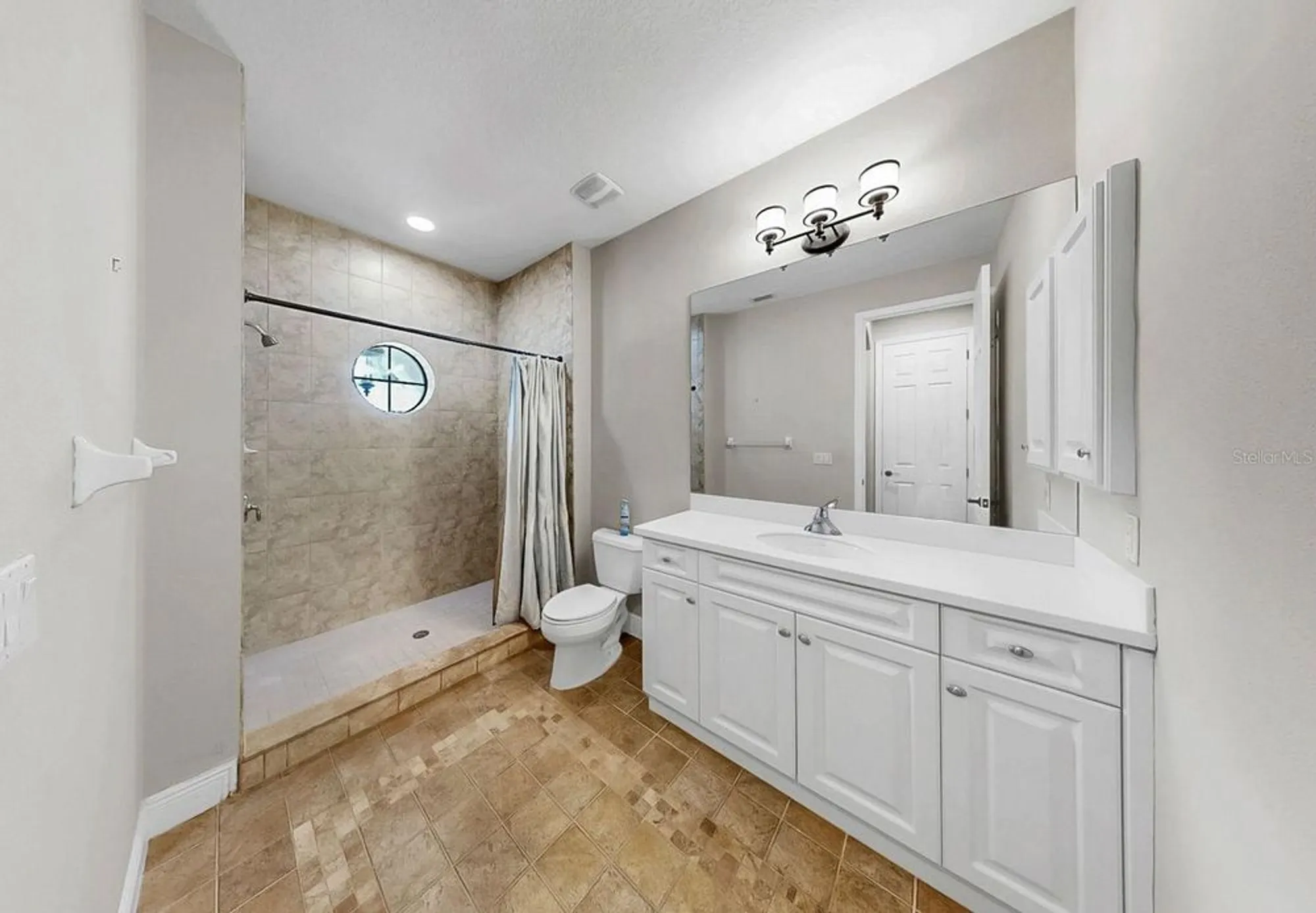 Property Slideshow image 58 of 82 | 5417 tybee island dr, Apollo Beach, FL, 33572