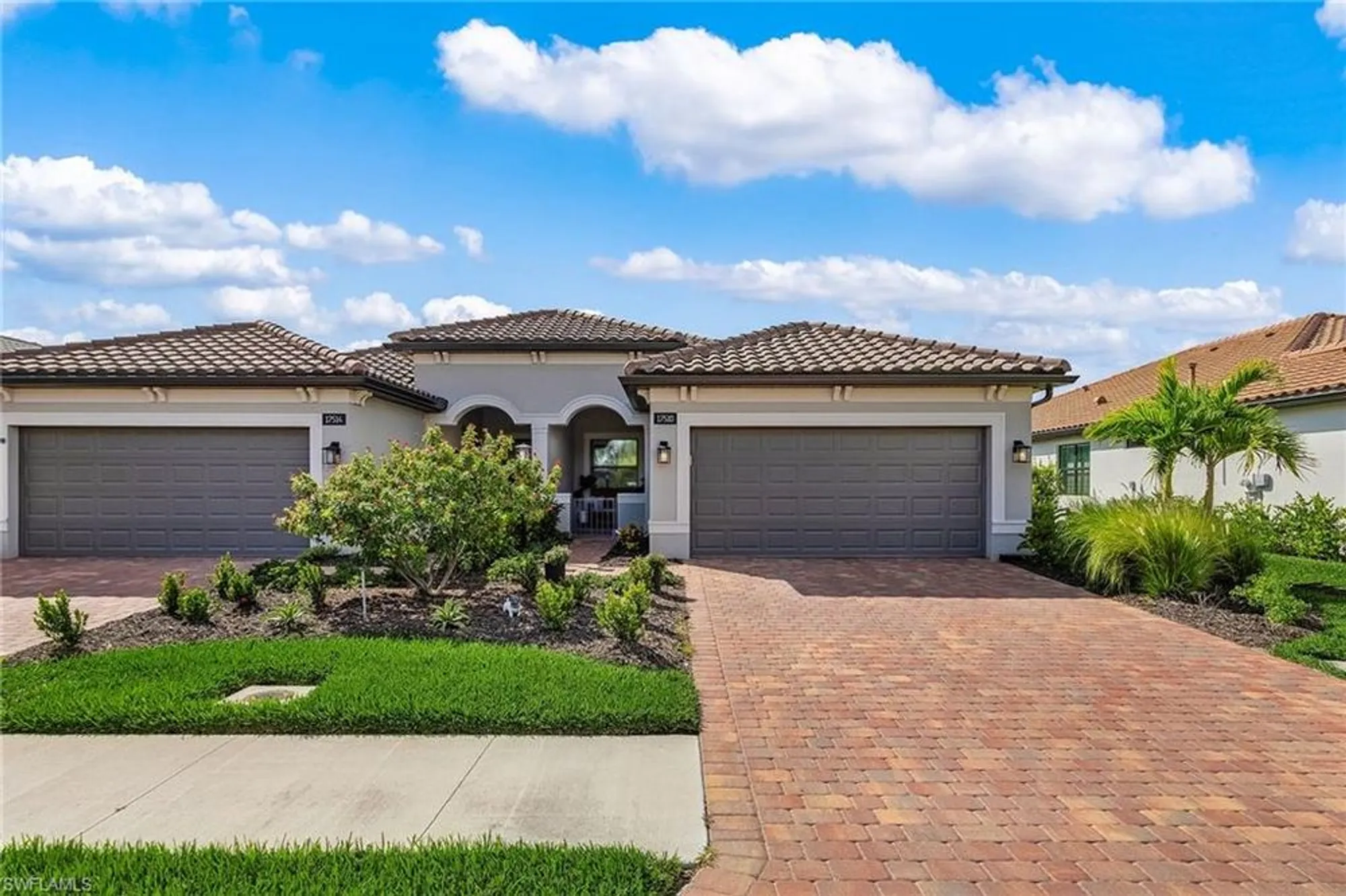 Property Slideshow image 25 of 29 | 17510 caravita ln, Fort Myers, FL, 33913