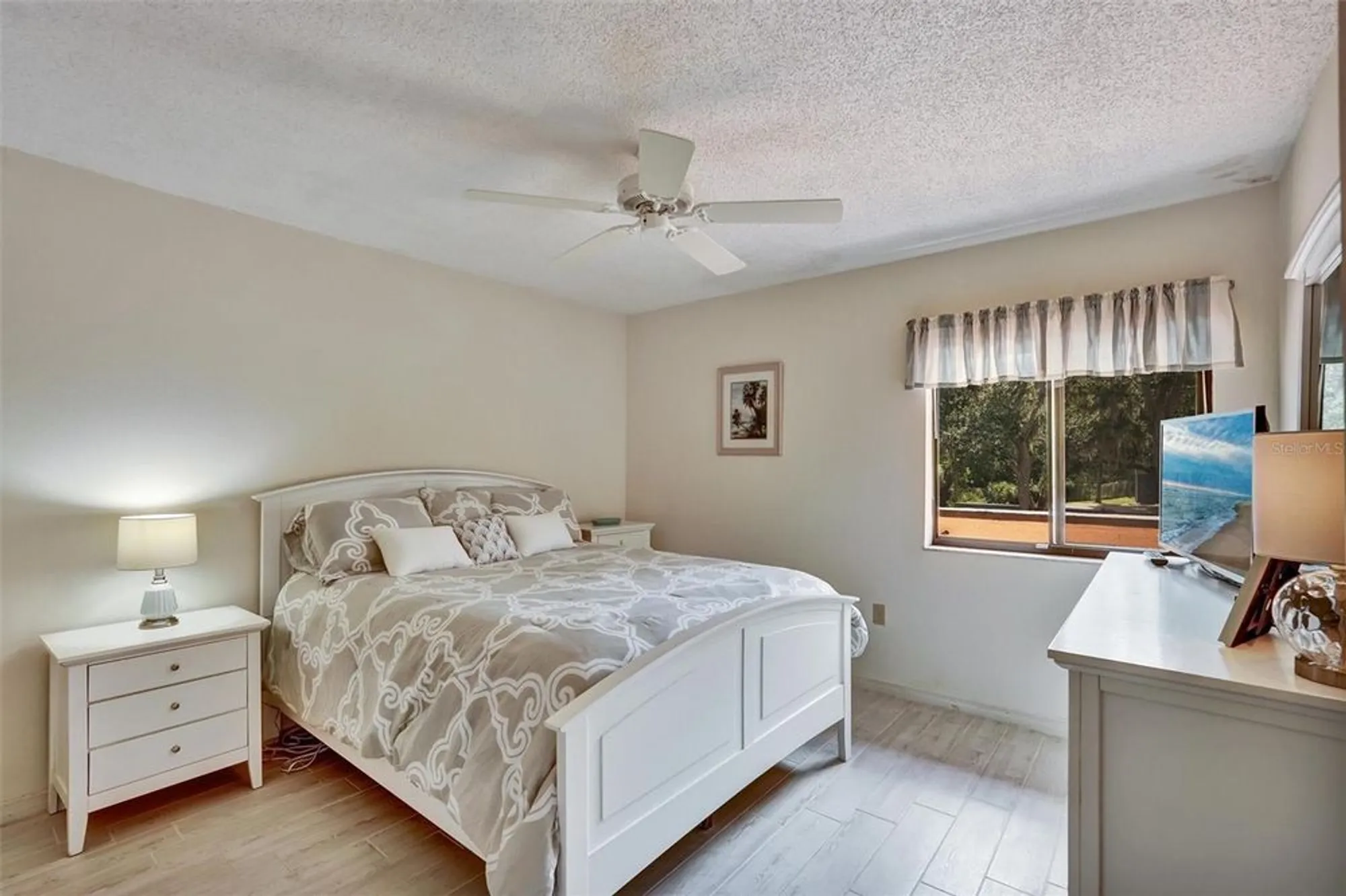 Property Slideshow image 20 of 27 | 6221 timber lake dr unit c10, Sarasota, FL, 34243