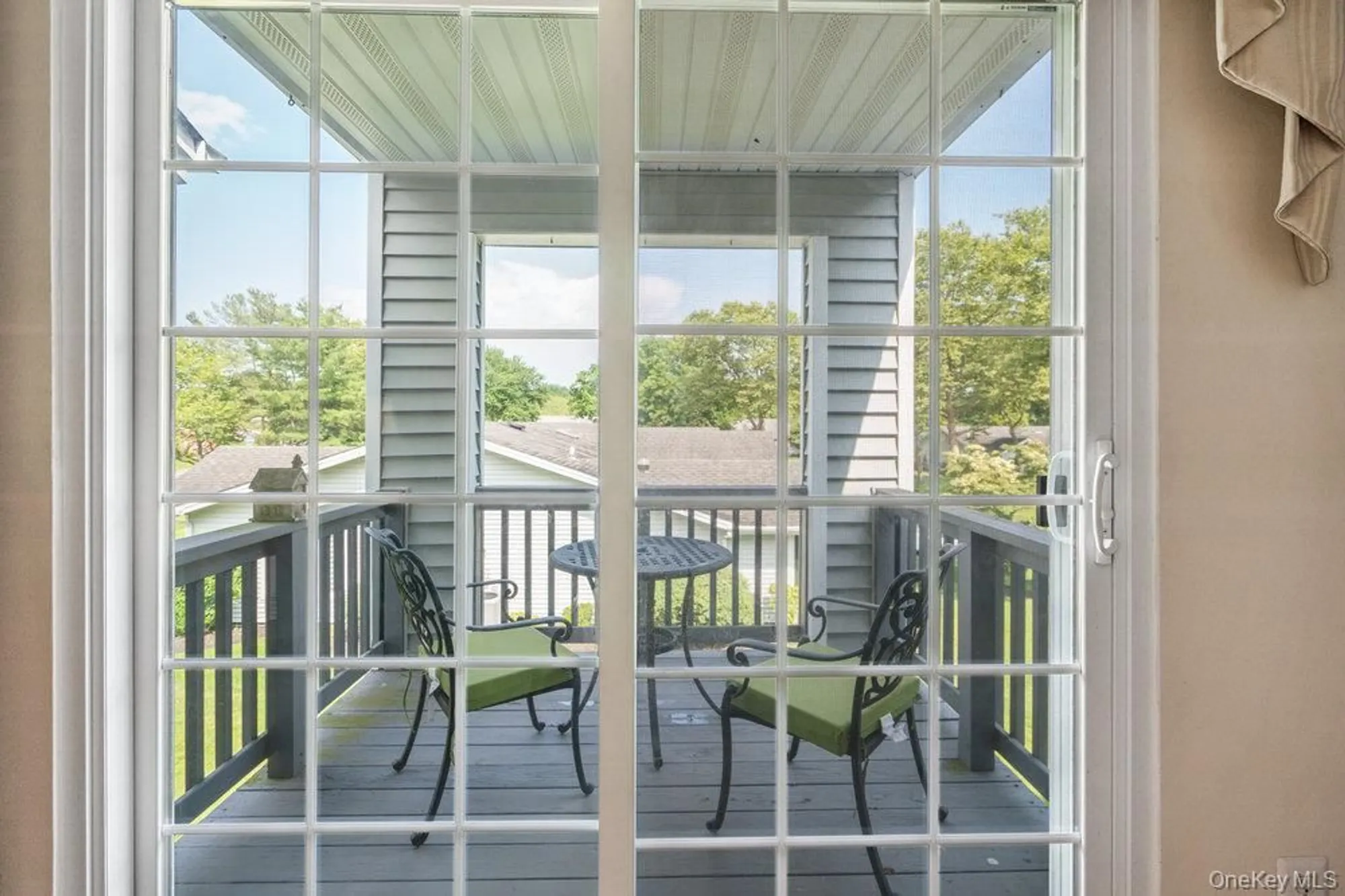 Property Slideshow image 18 of 35 | 914 fenway rd, Saint James, NY, 11780